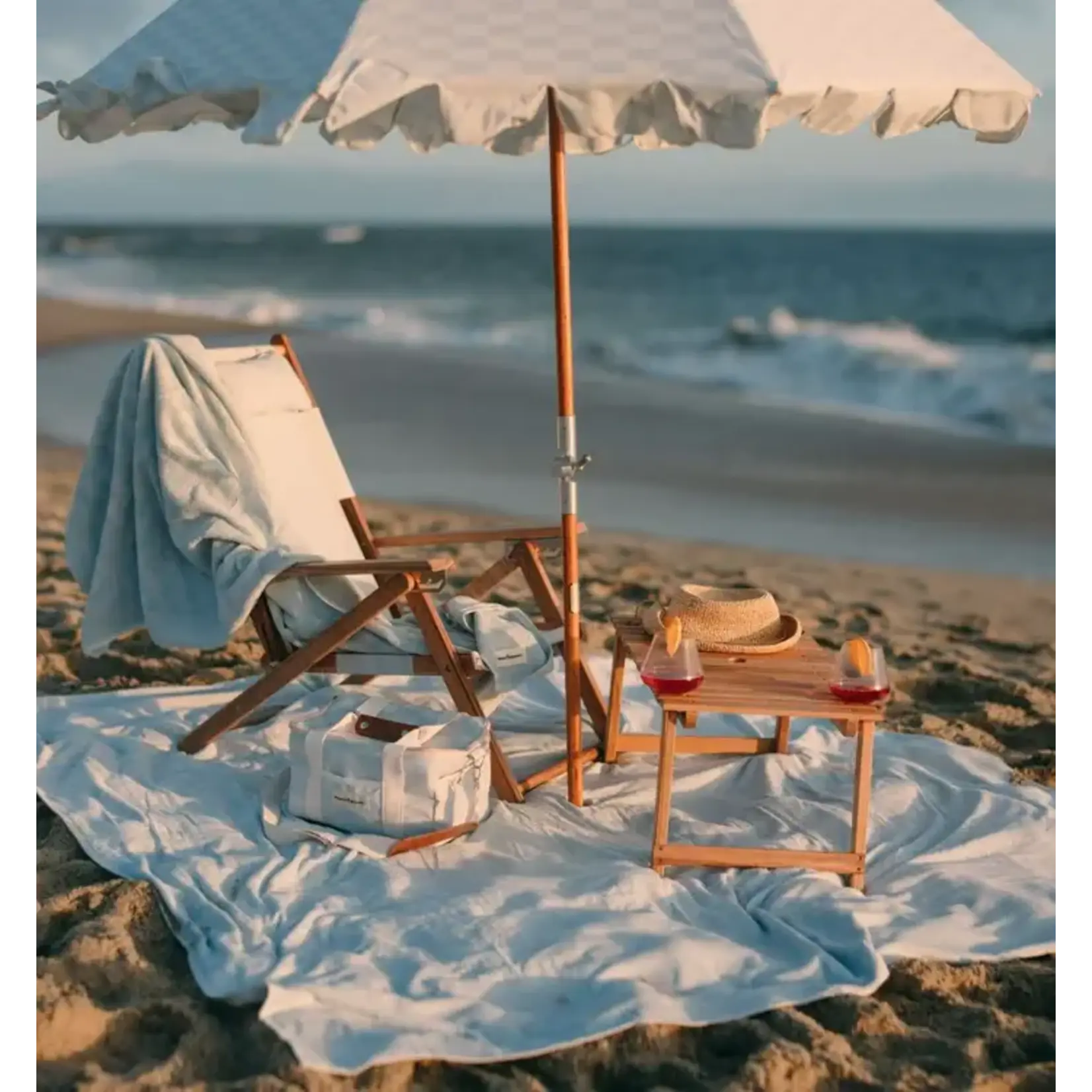 Picknick Tisch Outdoor aus Teakholz, 40cm x 71cm x H33cm