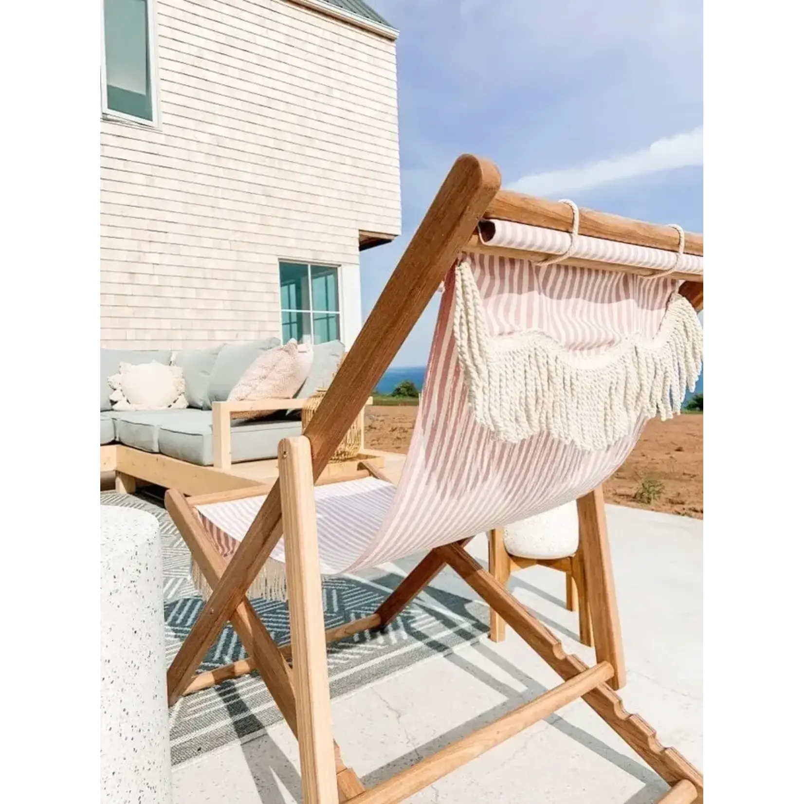 Sling Outdoor Lounge Chair, Pink/White, 79cm x 59cm x 93cm