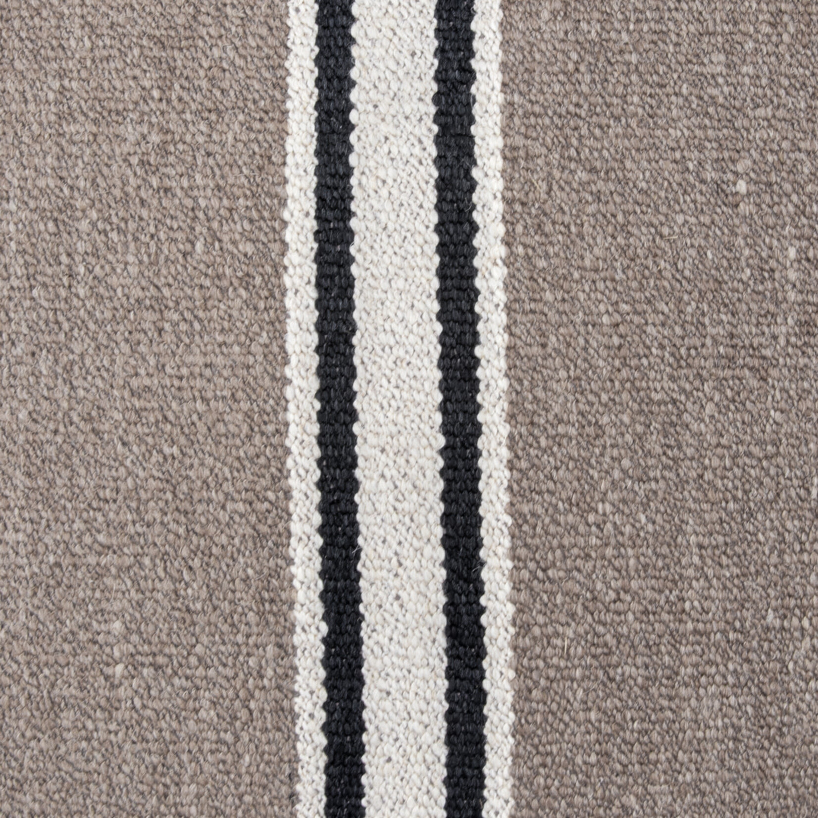 Ombra Kissen vertikal gestreift, Farbe: Taupe 50x50cm