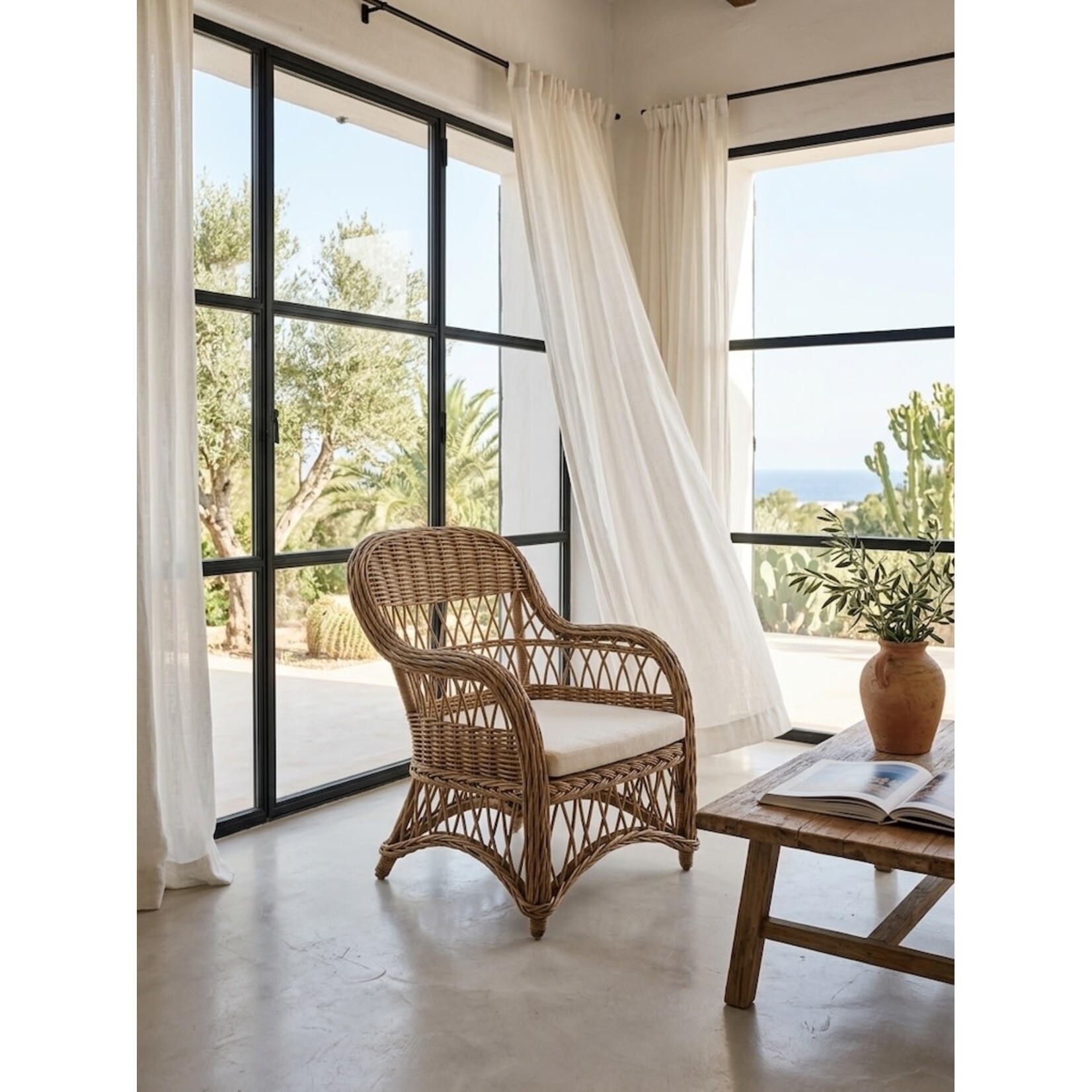 Rattan Sessel eckig 76x84xH86cm Kissen weiss