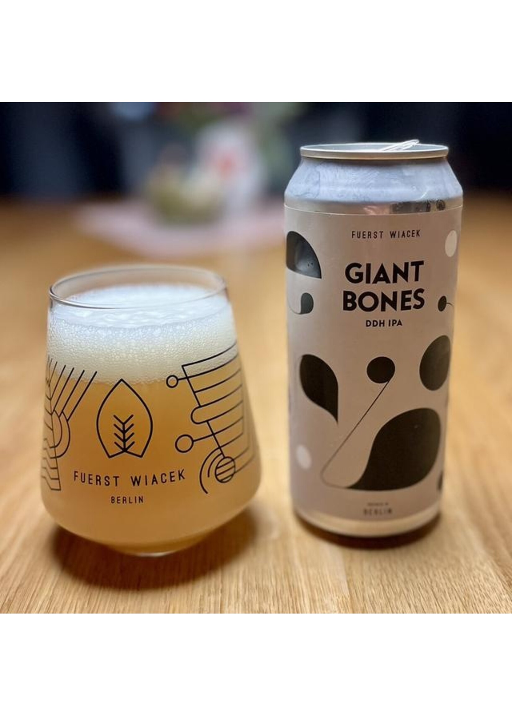 Fuerst Wiacek Fuerst Wiacek - Giant Bones - 44cl