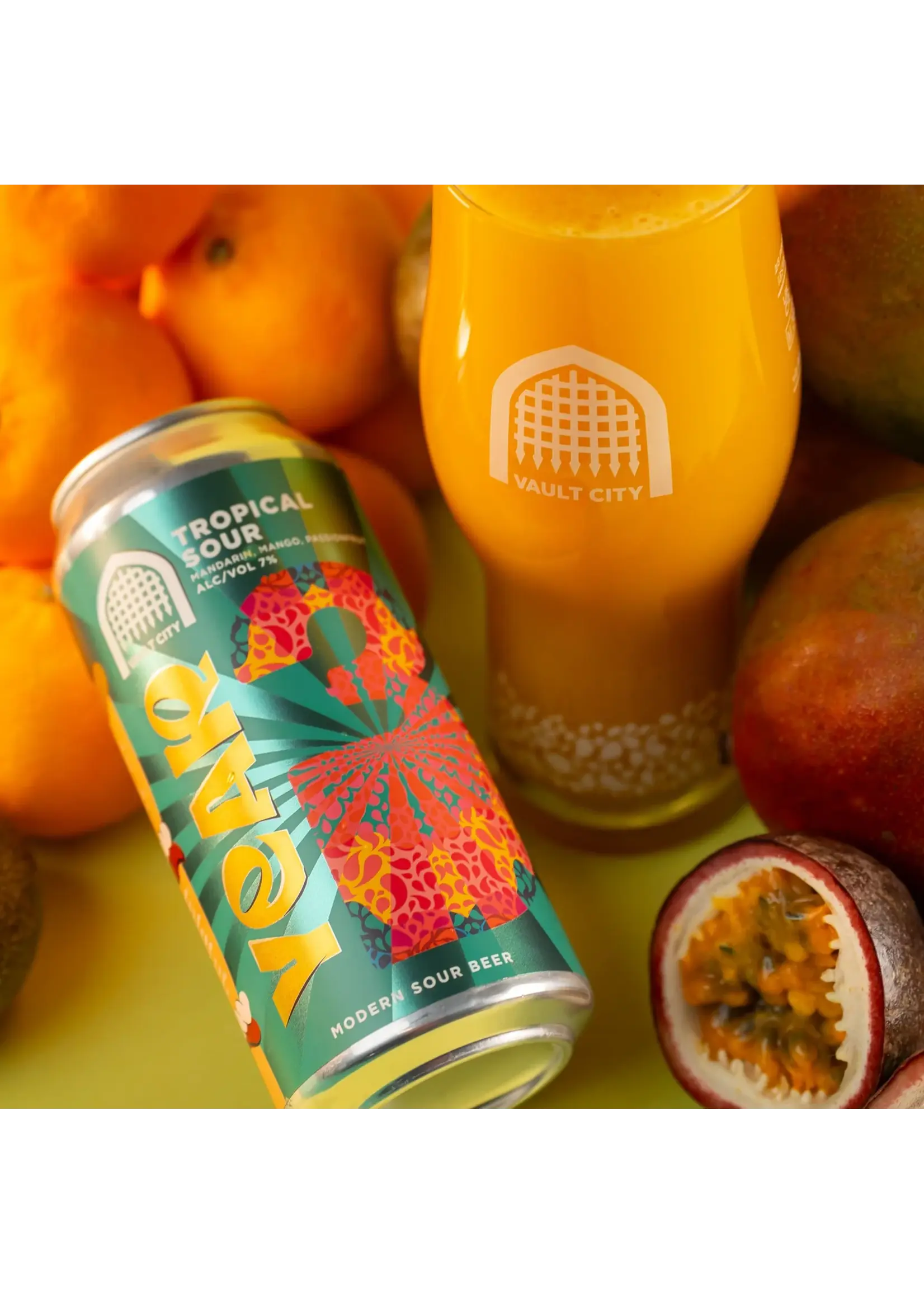 Vault City Vault City - Year 3 - Tropical Sour - 44cl