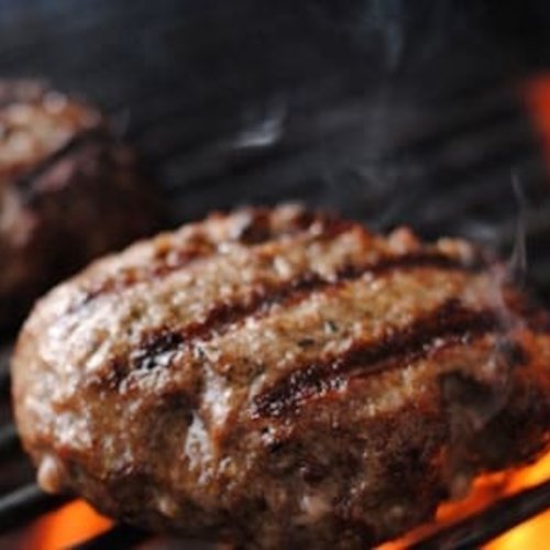 Barbecuevlees voor zwoele zomeravonden op het terras
