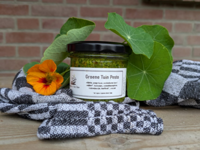 Vitamine Aarde Groene tuin Pesto