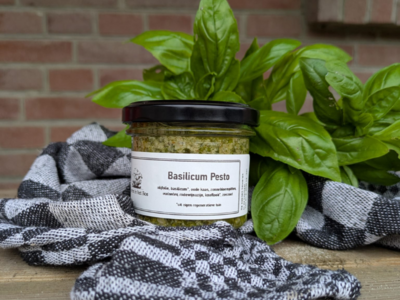 Vitamine Aarde Basilicum Pesto