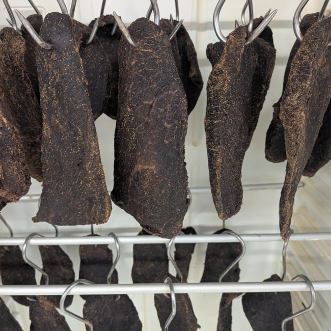 Boeren in het Bos Biltong van grasgevoerd natuurrund