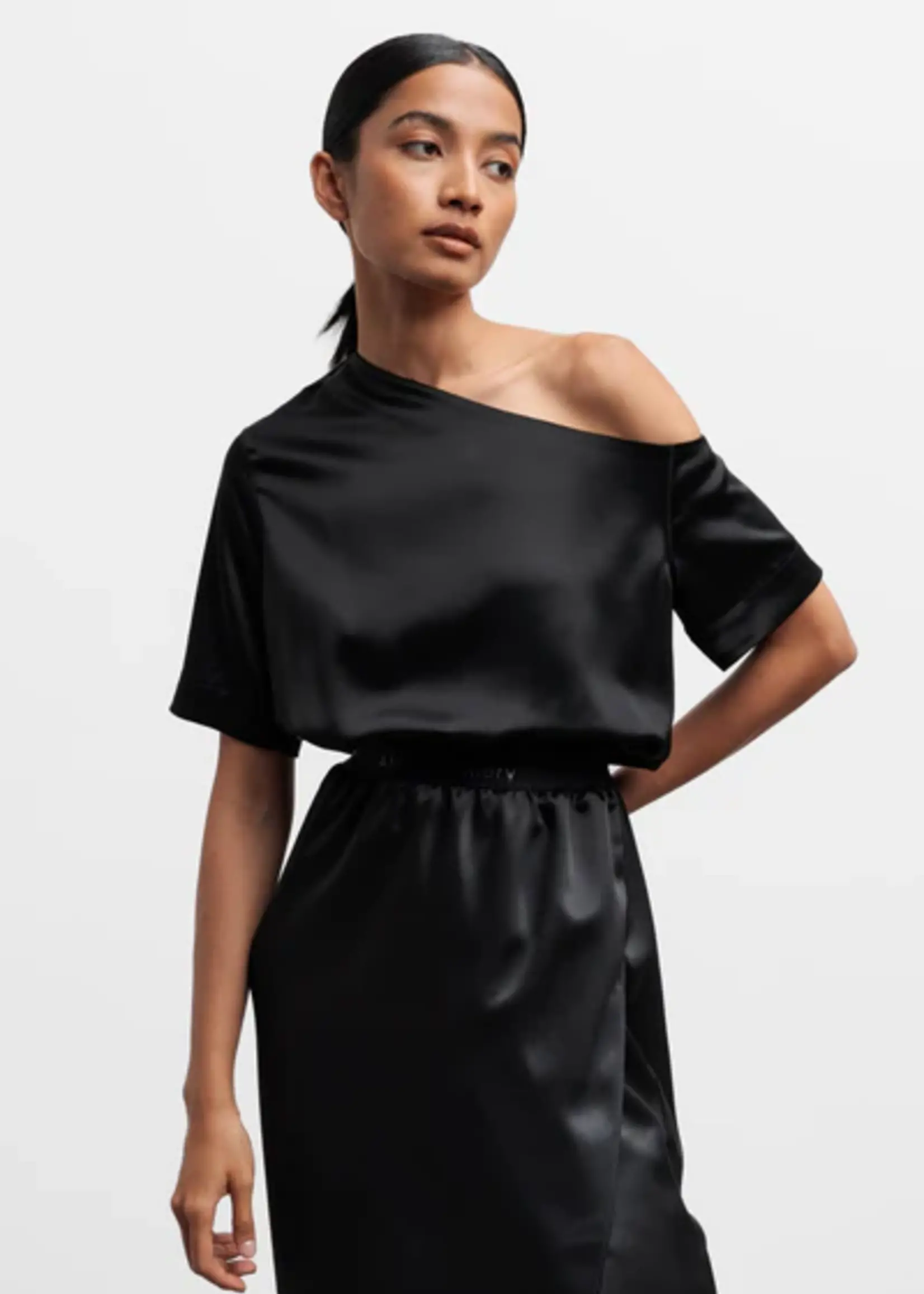 Ahlvar Gallery Chima Dress - Black
