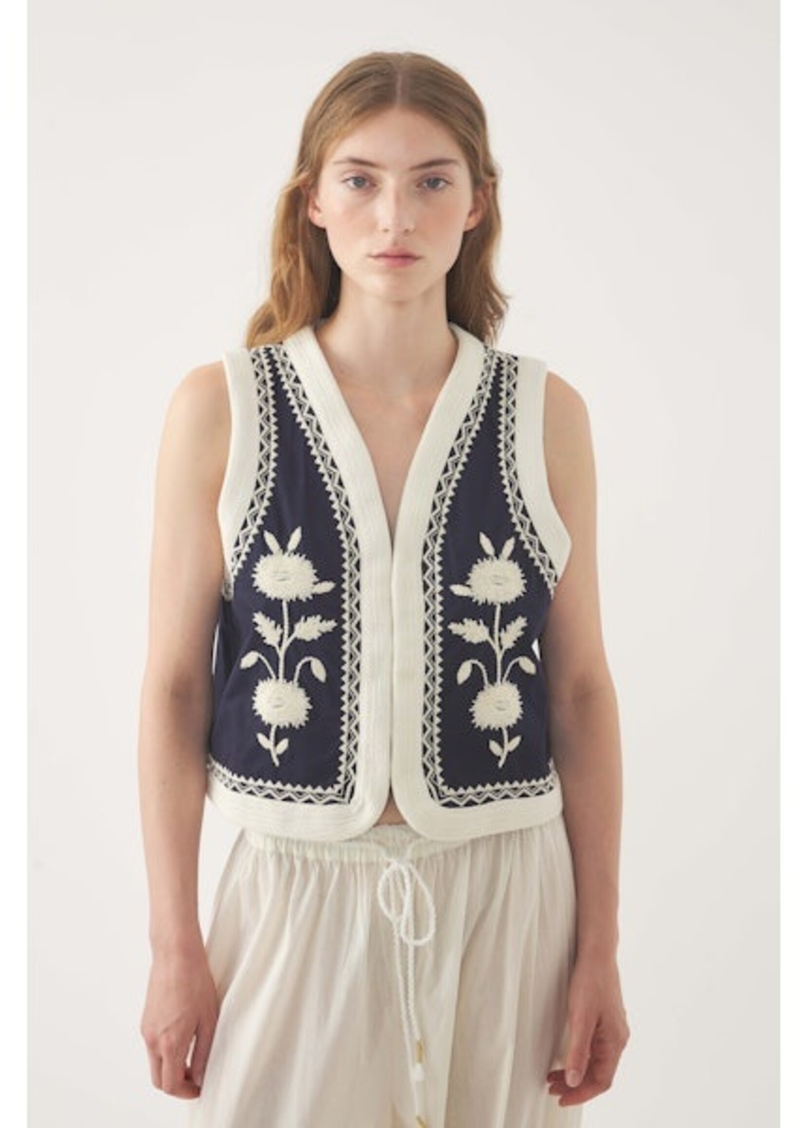Antik Batik Winna Gilet - Navy