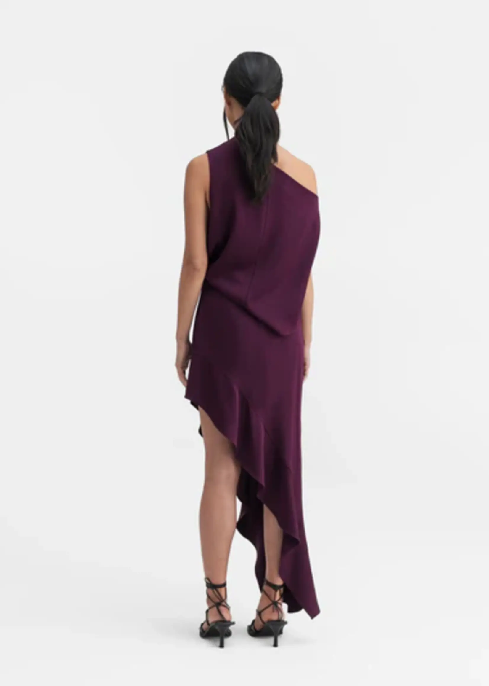 Ahlvar Gallery Lacy Tank - Dark Berry