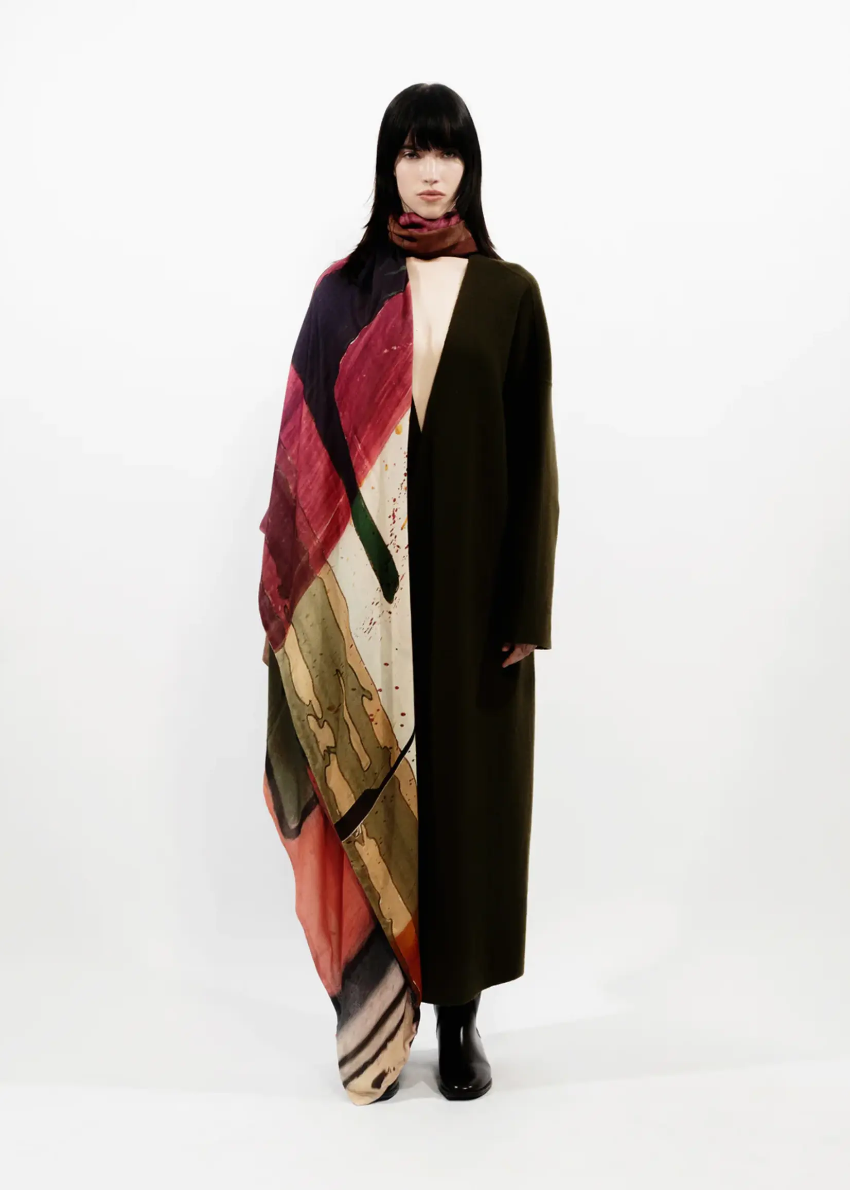 Talking Walls Ava Scarf - Arlatan 140x140