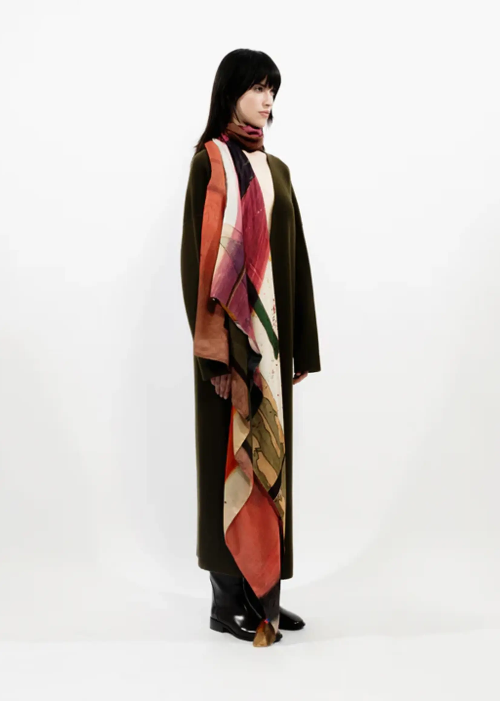 Talking Walls Ava Scarf - Arlatan 140x140