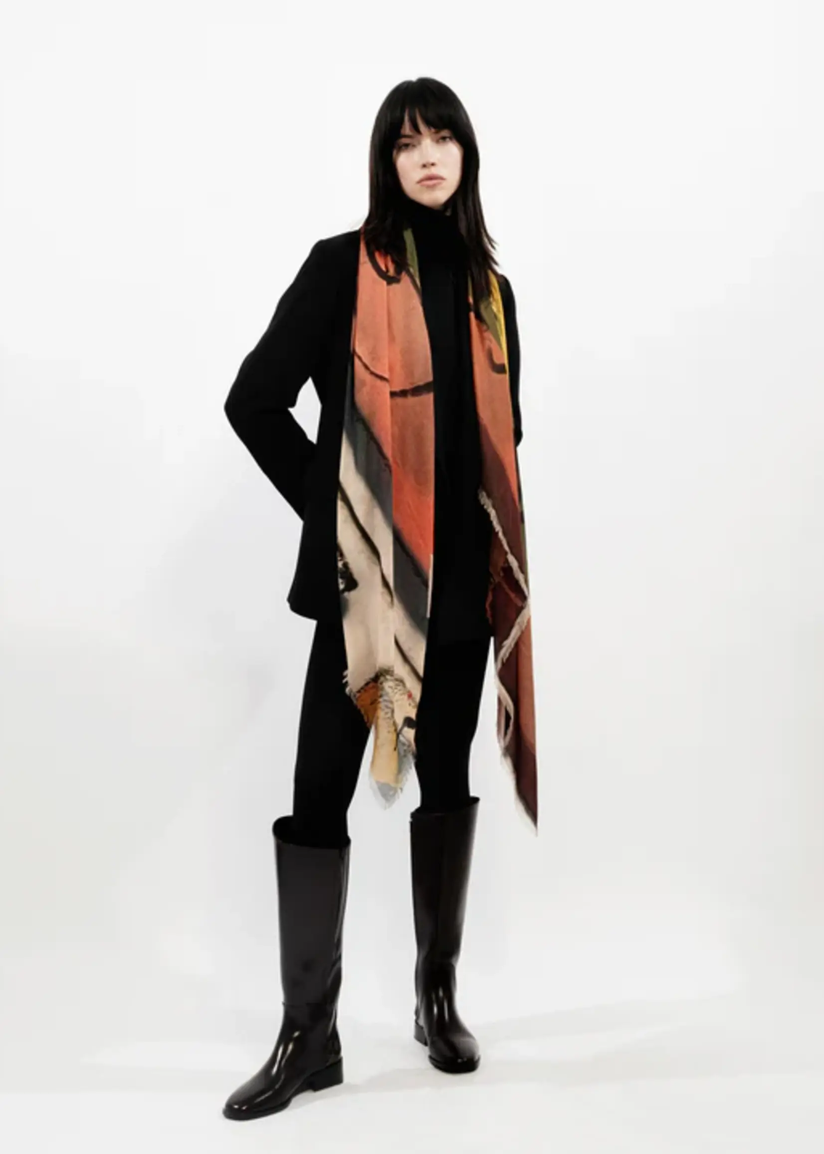 Talking Walls Ela Scarf - Ocular 140x140