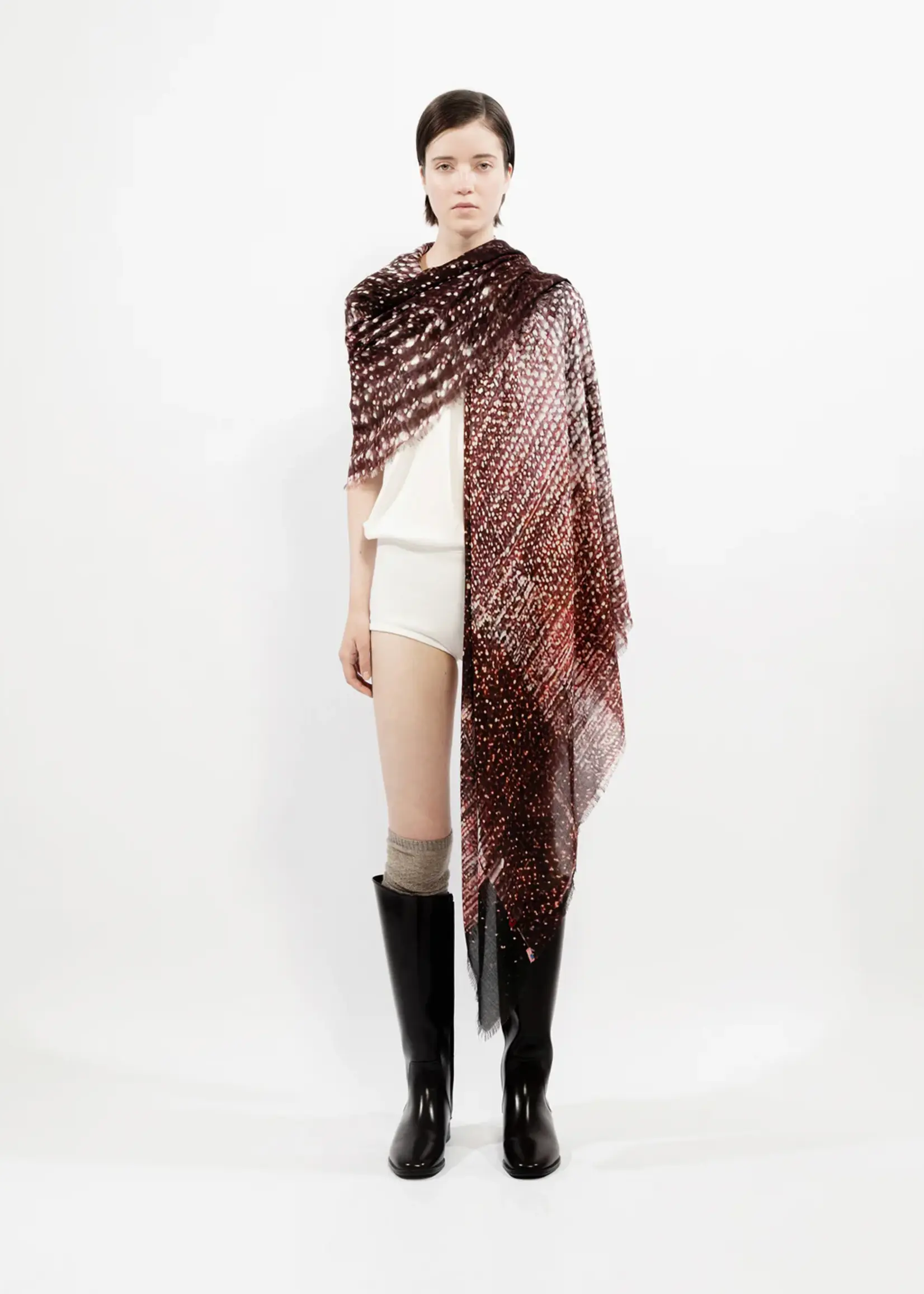 Talking Walls Ela Scarf - Stardust 140x140