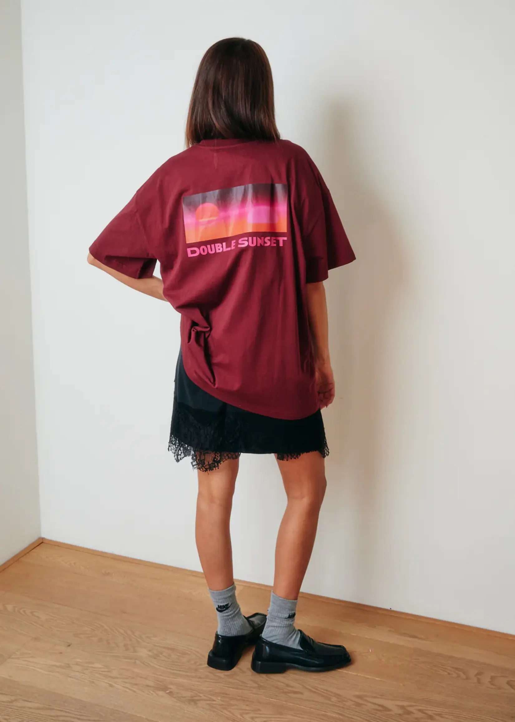 Double Sunset The Unisex T-Shirt - Plum