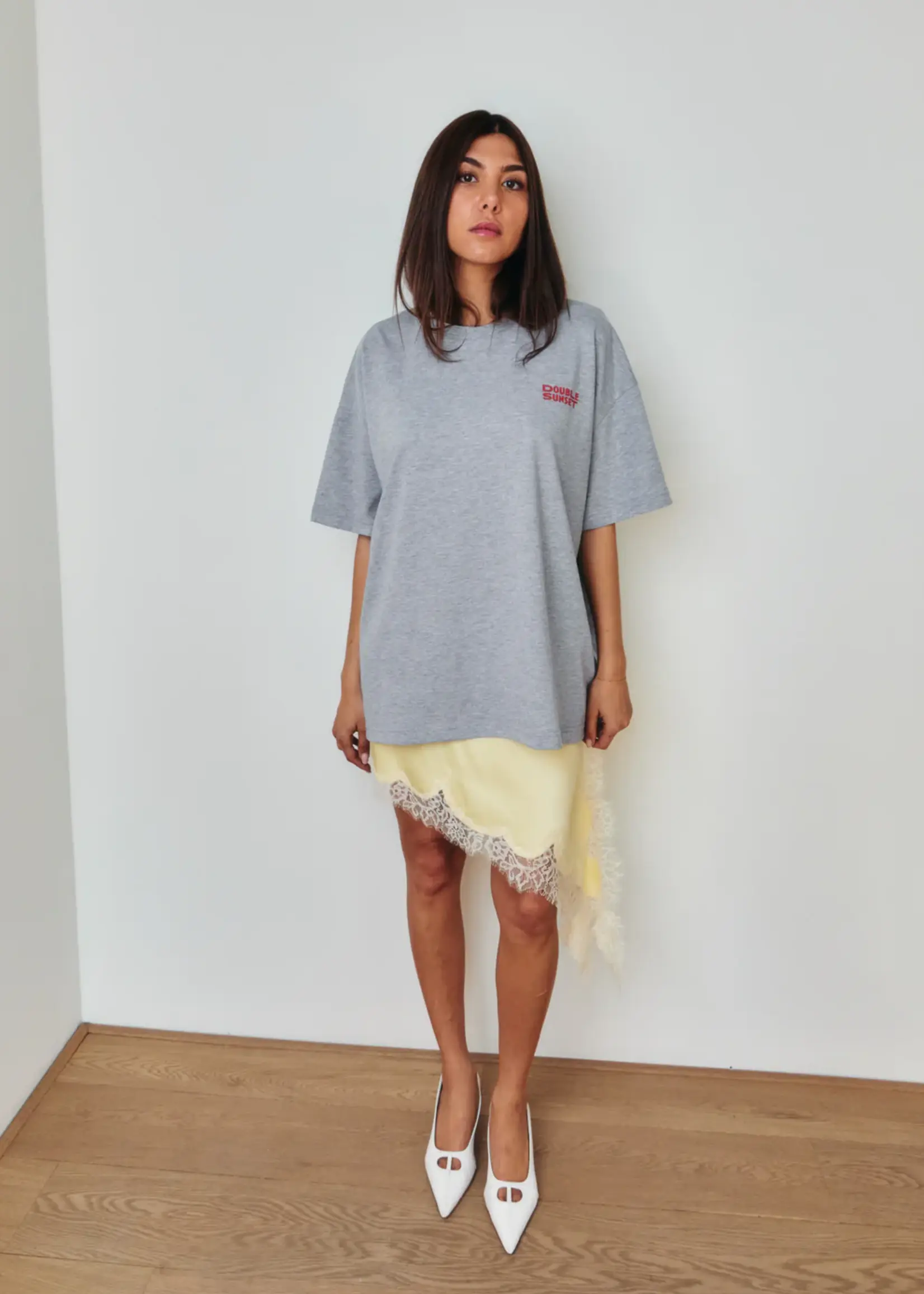 Double Sunset The Unisex T-Shirt - Grey/Pink