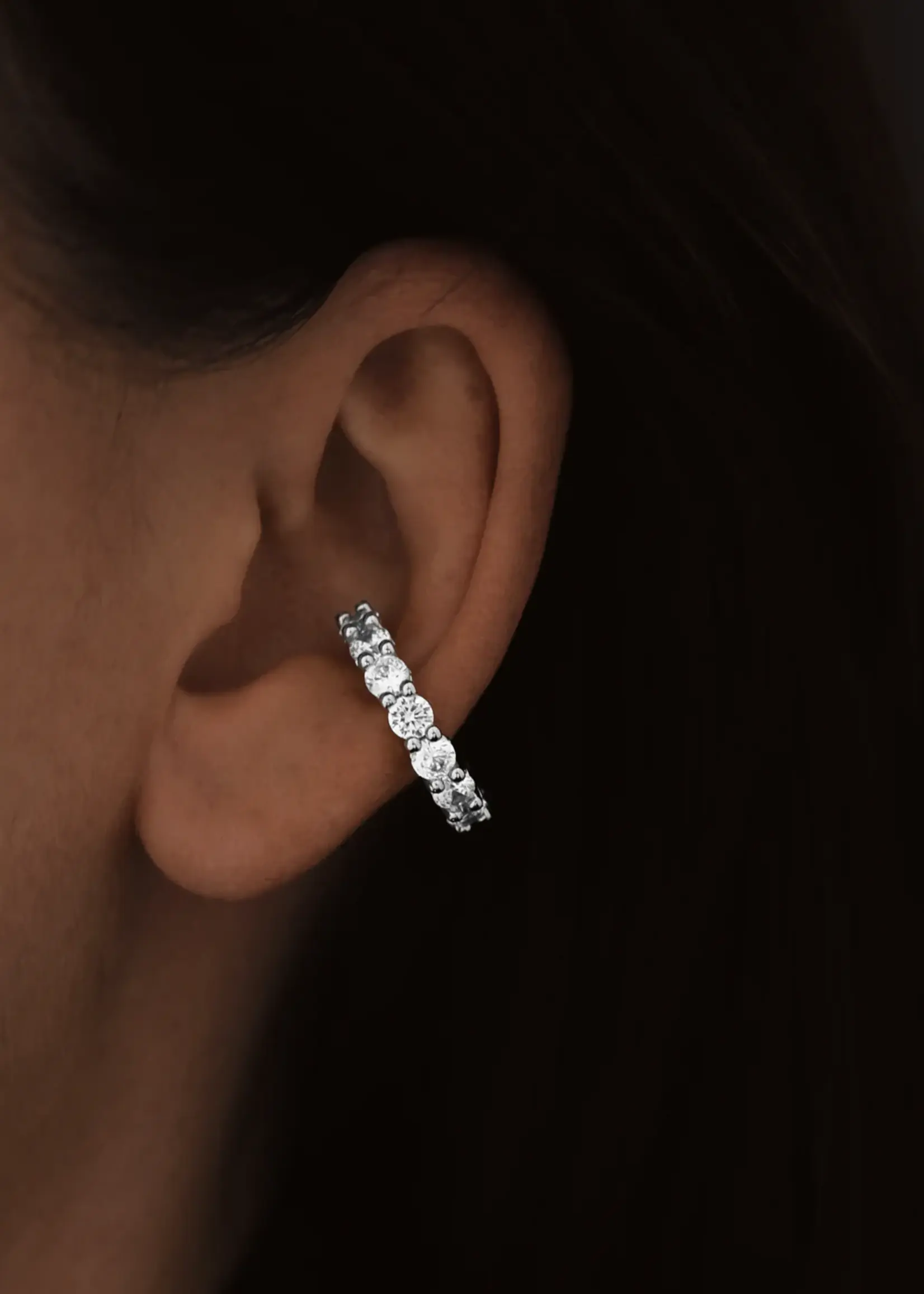 Billion Avenue IRIS Diamond Earcuff - Silver