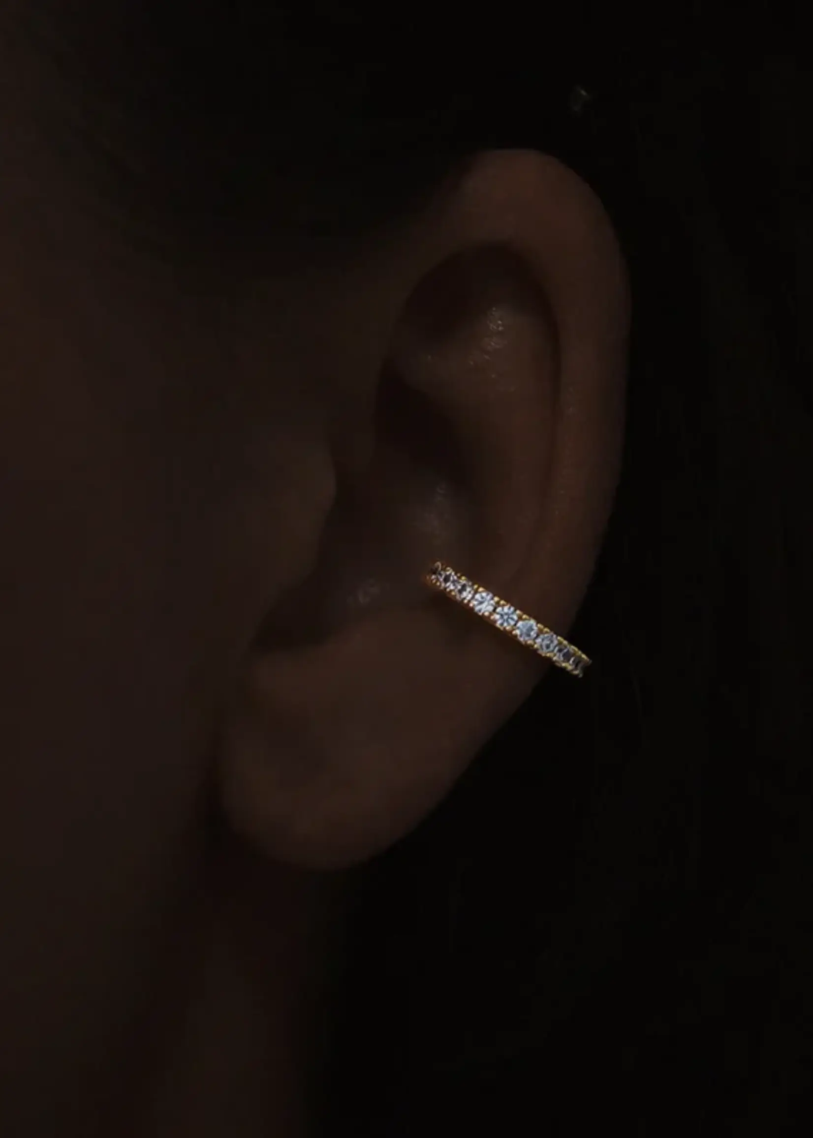 Billion Avenue CLASSIC  Diamond Earcuff - Silver