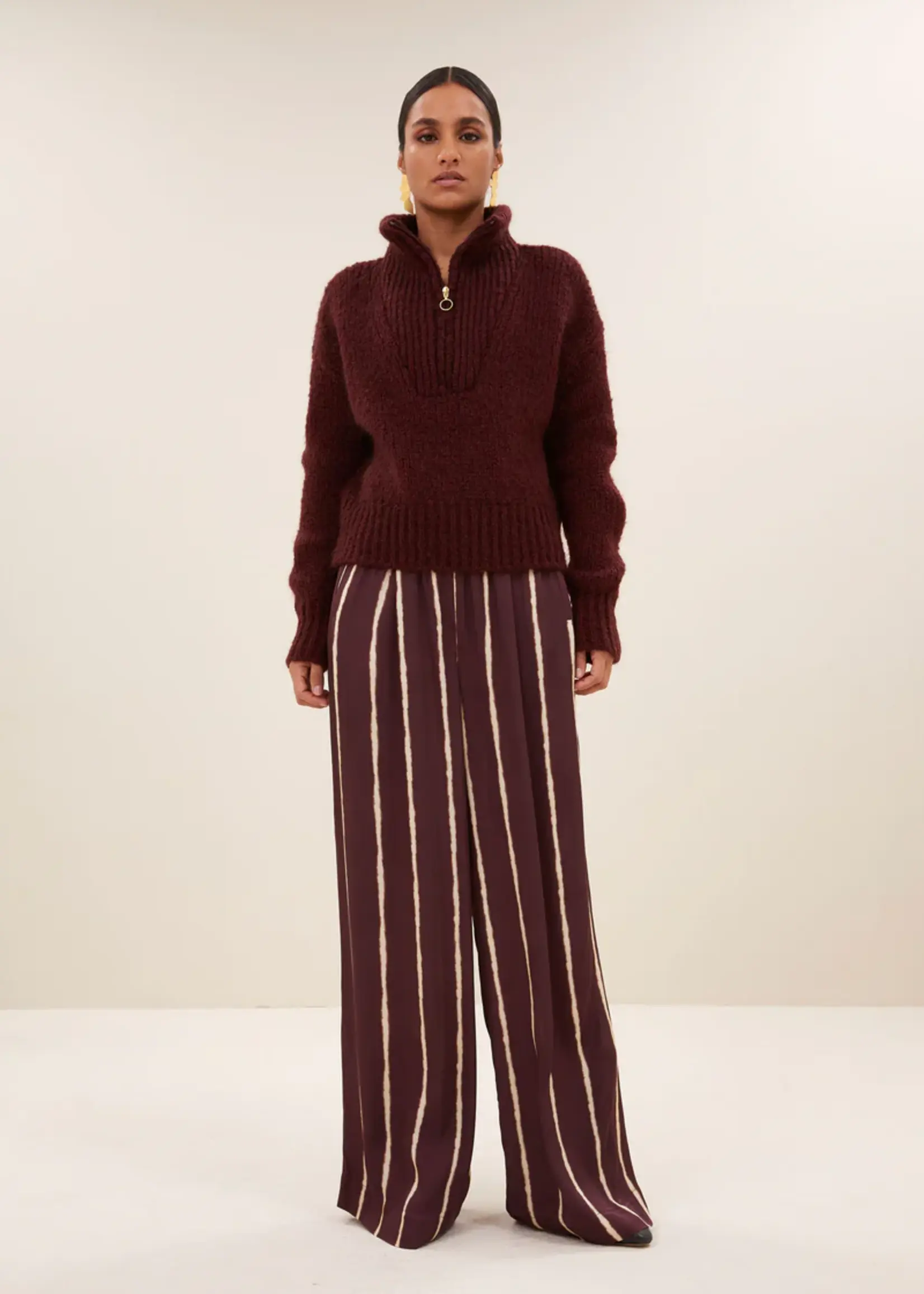 By-Bar Boxy Beau Pullover - Wine