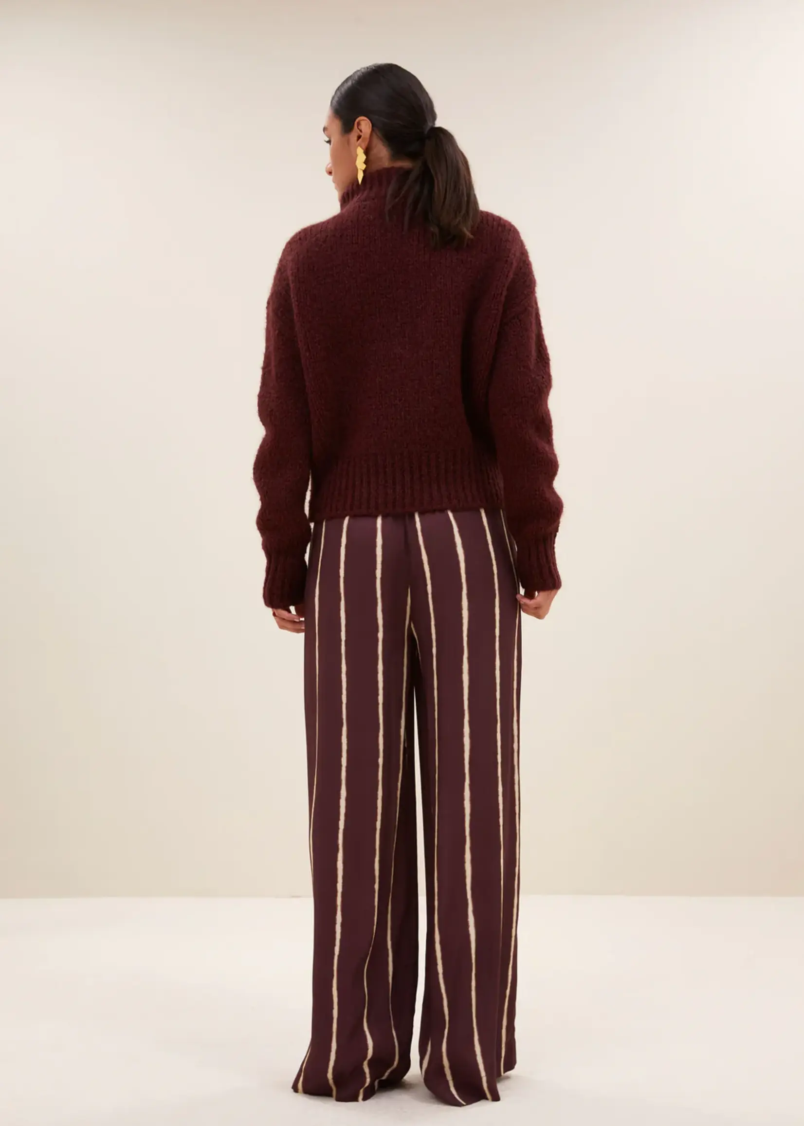 By-Bar Boxy Beau Pullover - Wine