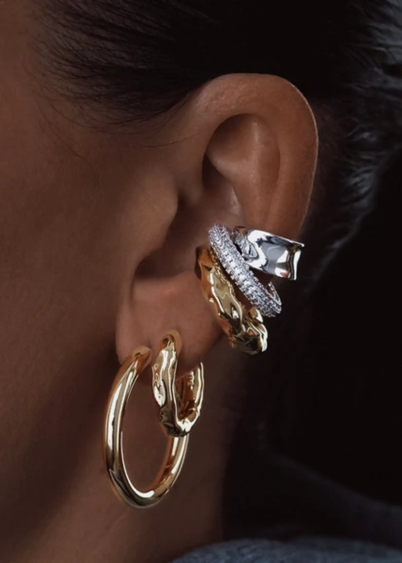 Billion Avenue MOLTEN ARA Small Earcuff - Silver