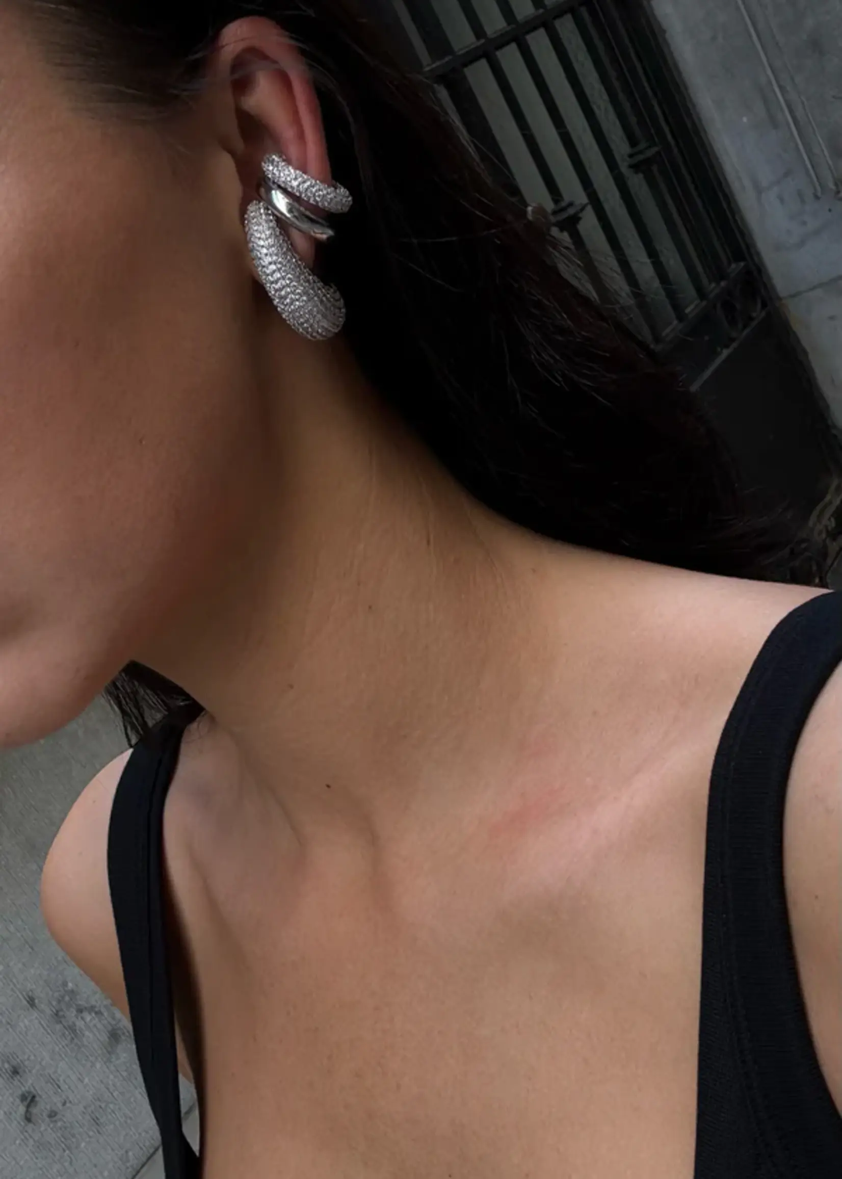 Billion Avenue CHUNKY Diamond kos Earcuff - Silver