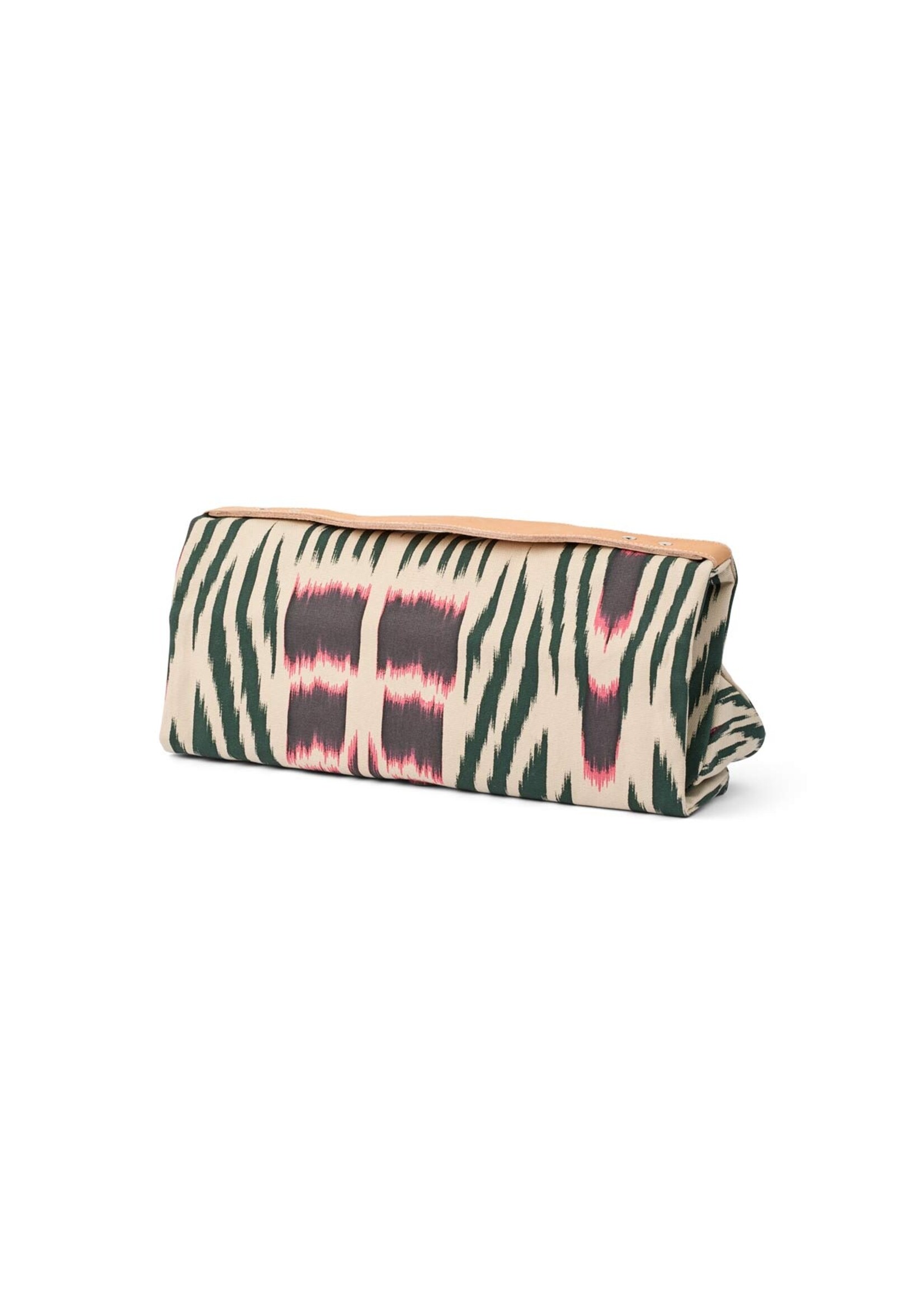 Rabens Saloner SULI Ikat Big Clutch - Forest pink sand & citrus combo