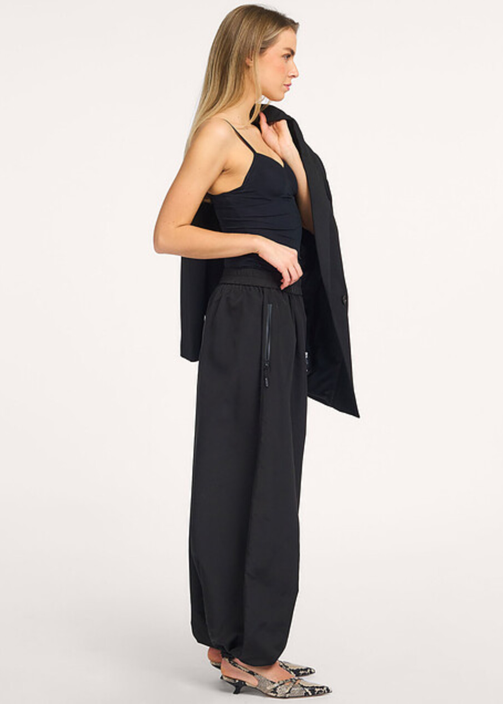 Haute L'Amitié Thalia Harem Pant - Black