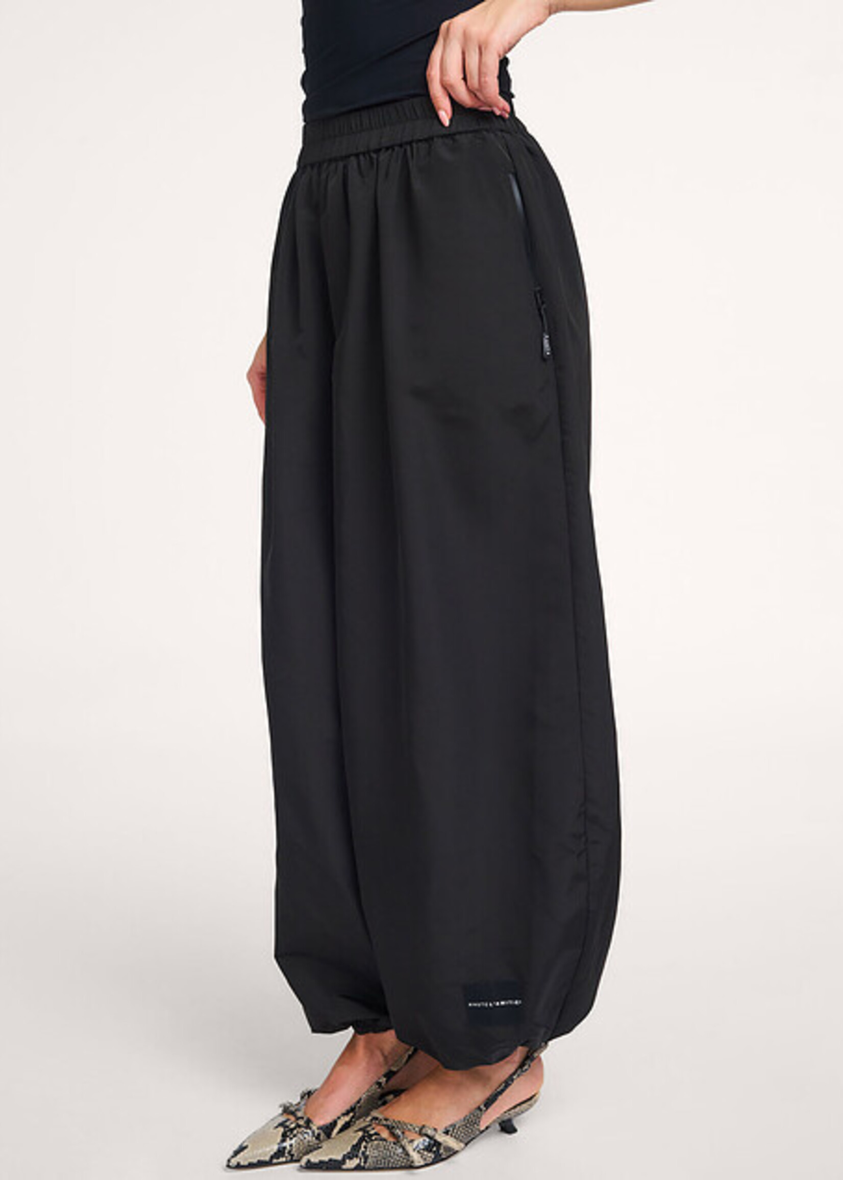 Haute L'Amitié Thalia Harem Pant - Black