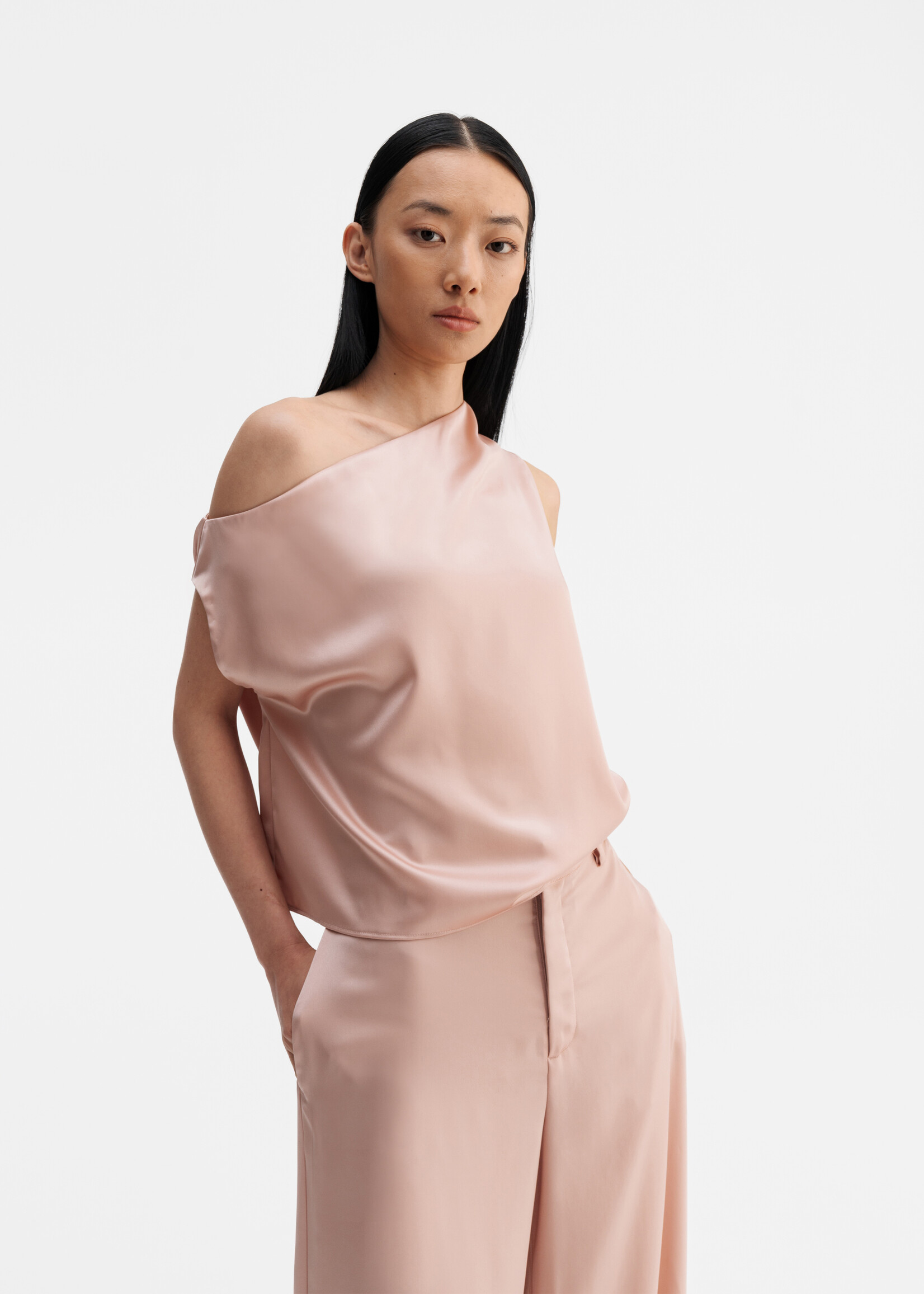 Ahlvar Gallery LACY Satin Tank - Dusty Pink