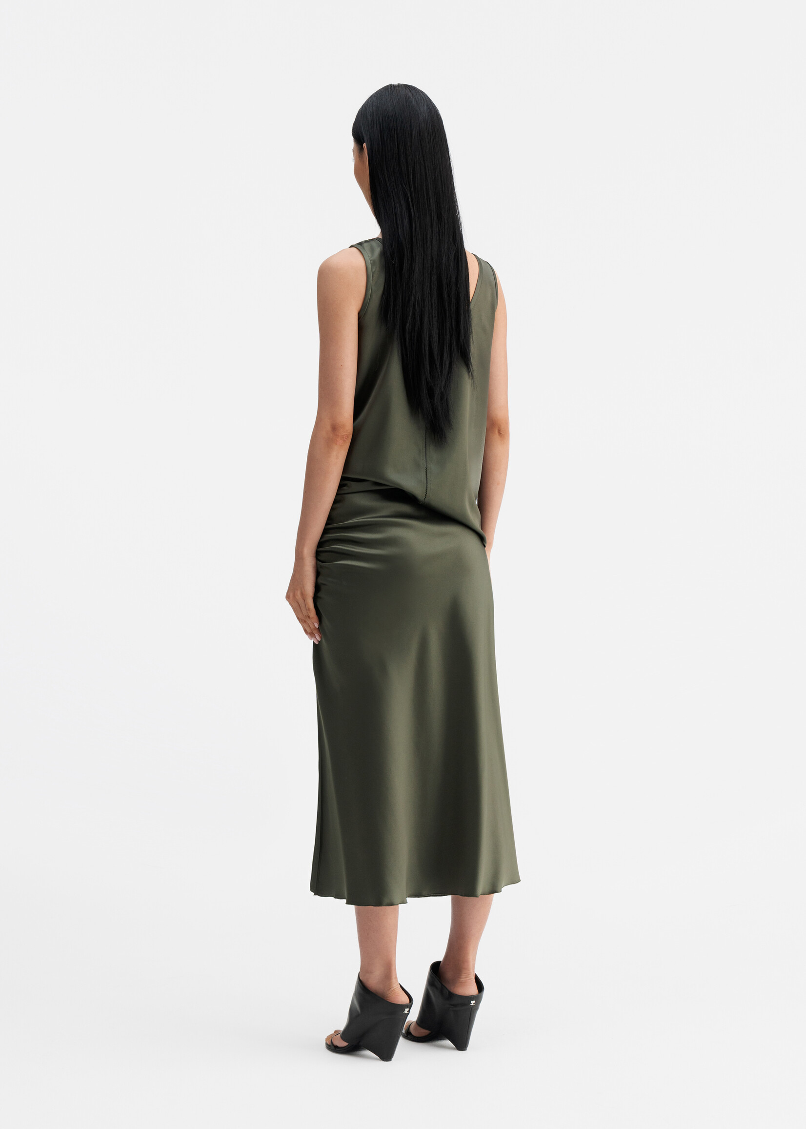 Ahlvar Gallery DINA Satin Skirt - Olive Green