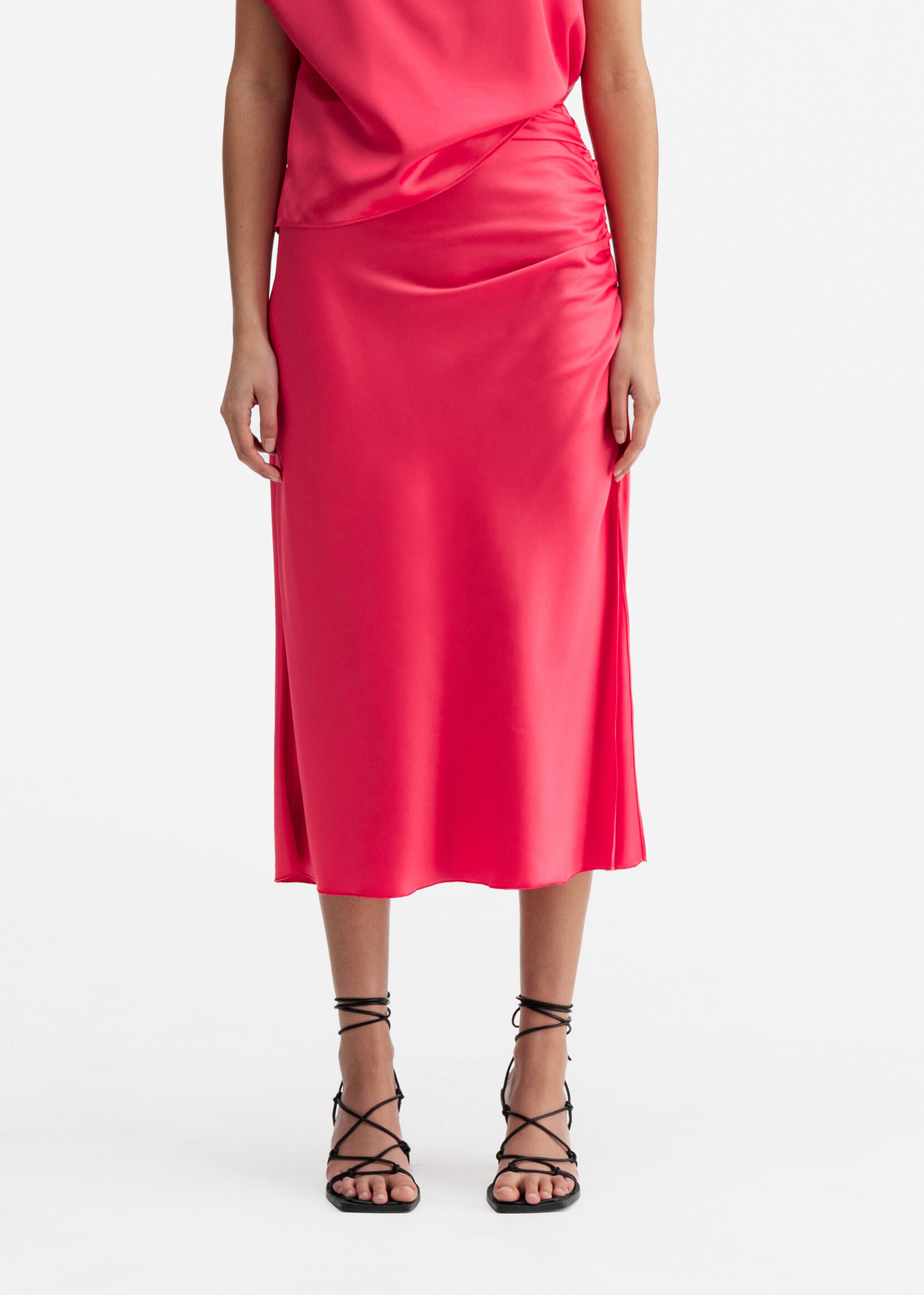 Ahlvar Gallery DINA Satin Skirt - Bubblegum