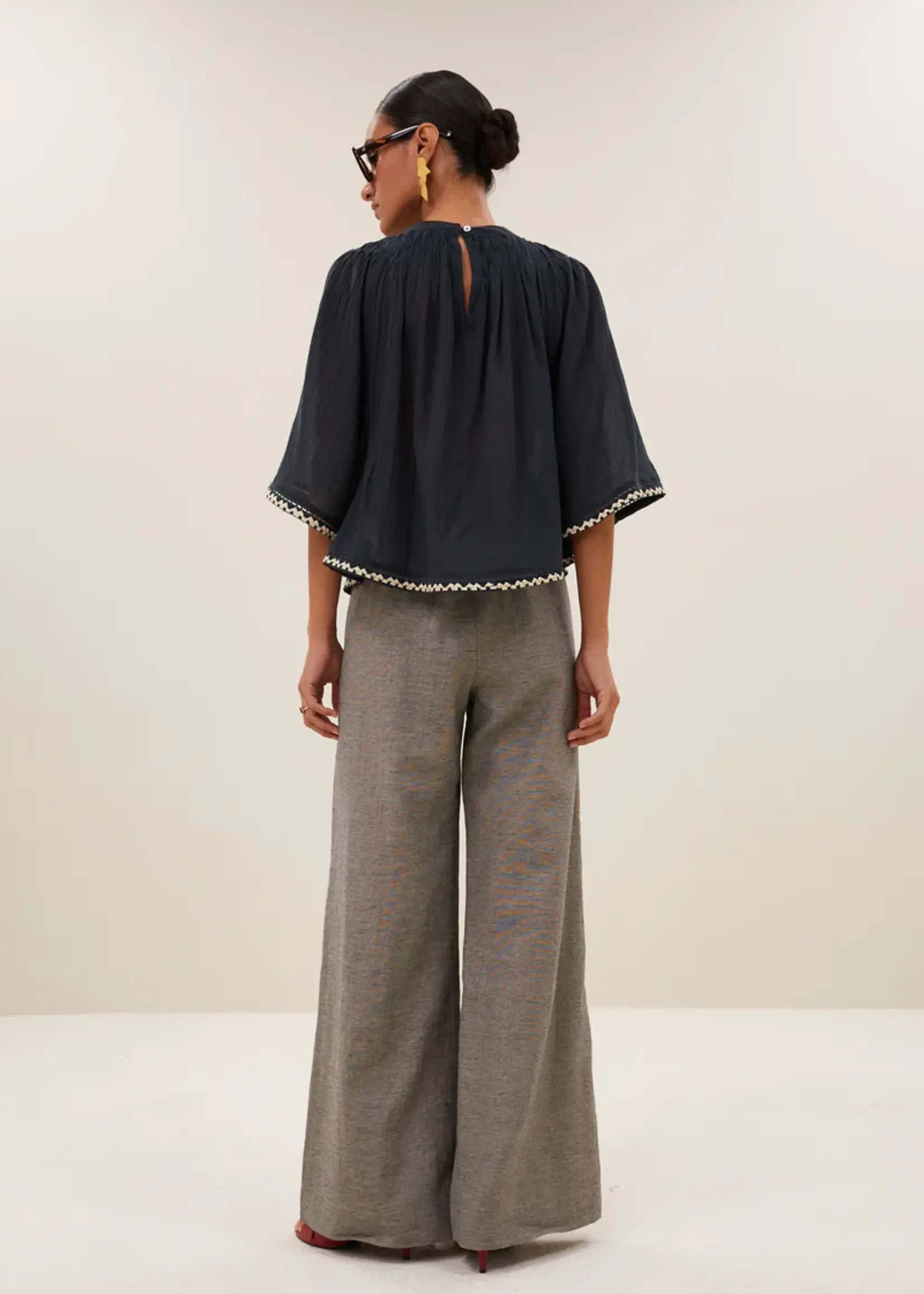 By-Bar Emmi Embroidery Blouse - Charcoal