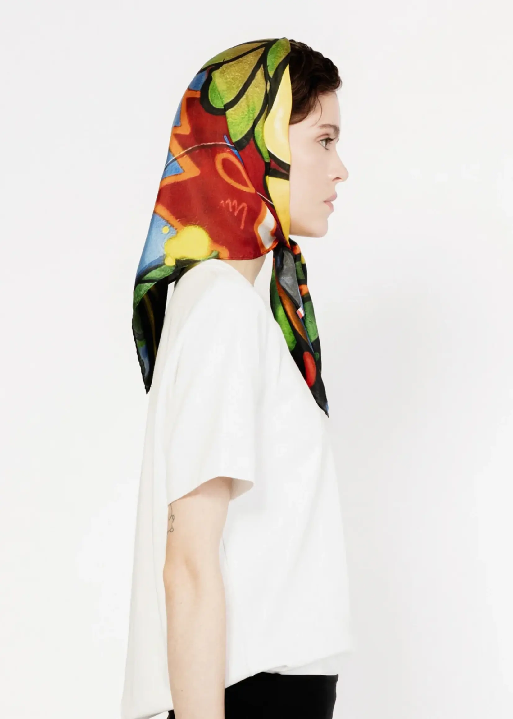 Talking Walls Twiggy Scarf -  Petal Panic - 70x70