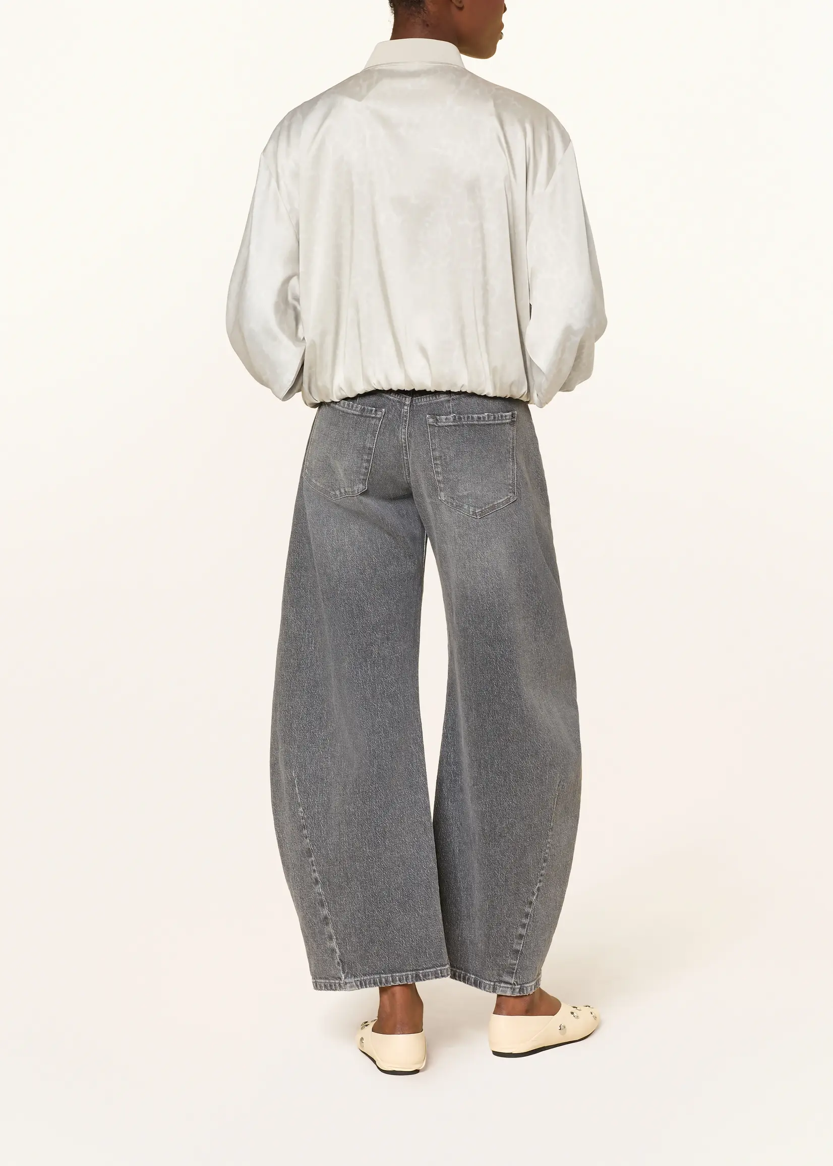 PNTS 05_The O Shape Five Pocket - 07