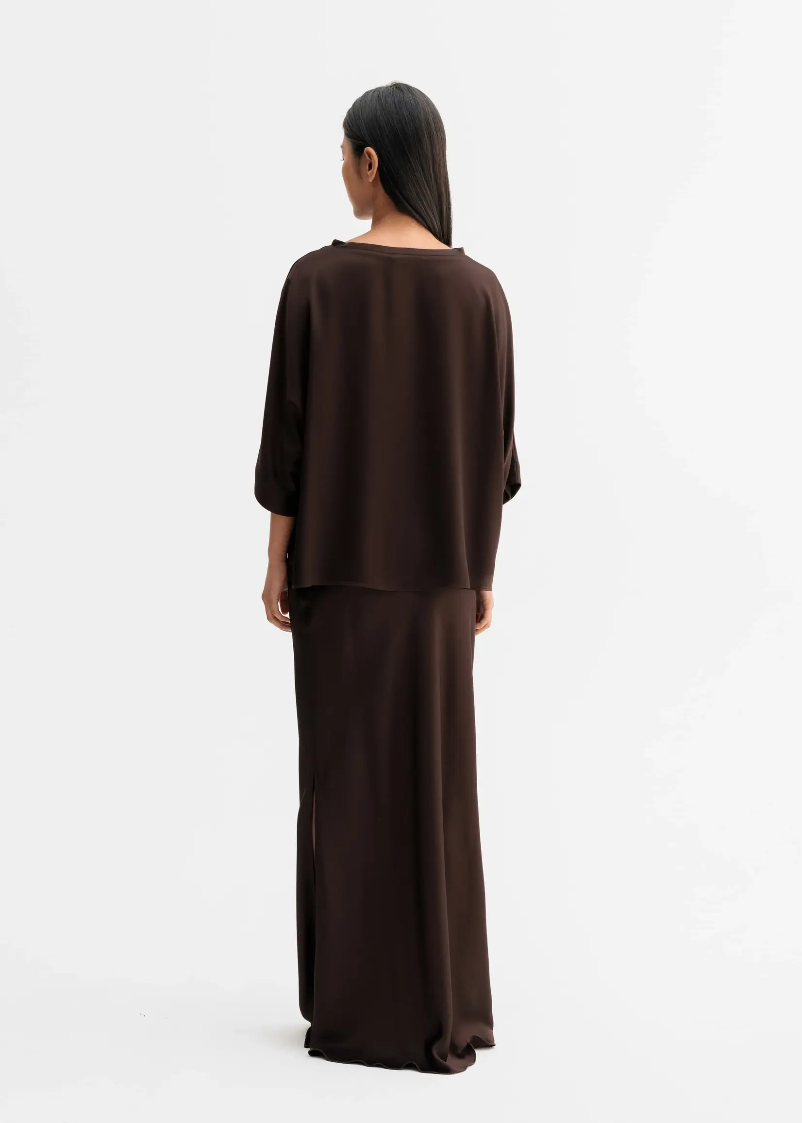 Ahlvar Tori satin tee - Dark brown acetate