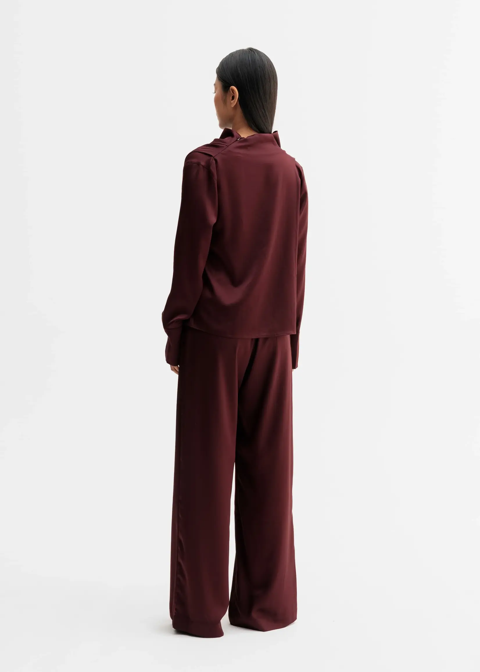 Ahlvar Mila satin trousers - Burgundy