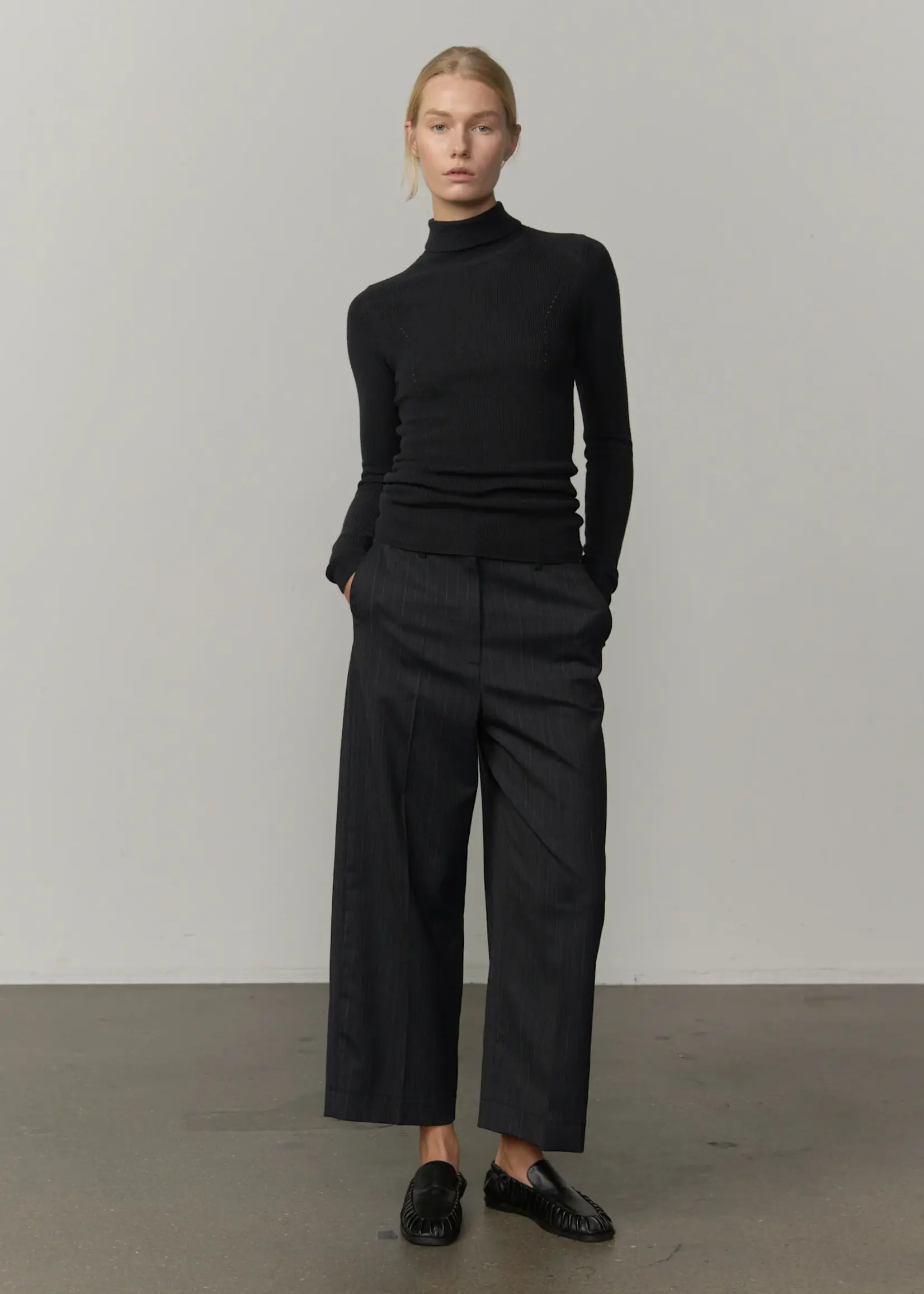 Birgitte Herskind Olly Cropped Mid Waist Pants - Pinstripe