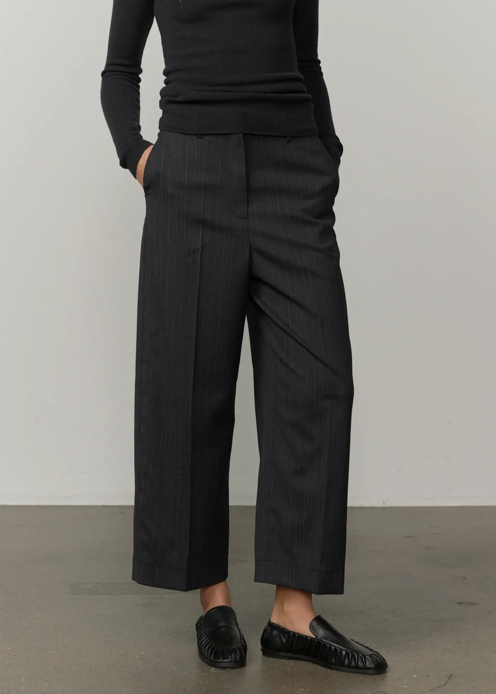 Birgitte Herskind Olly Cropped Mid Waist Pants - Pinstripe