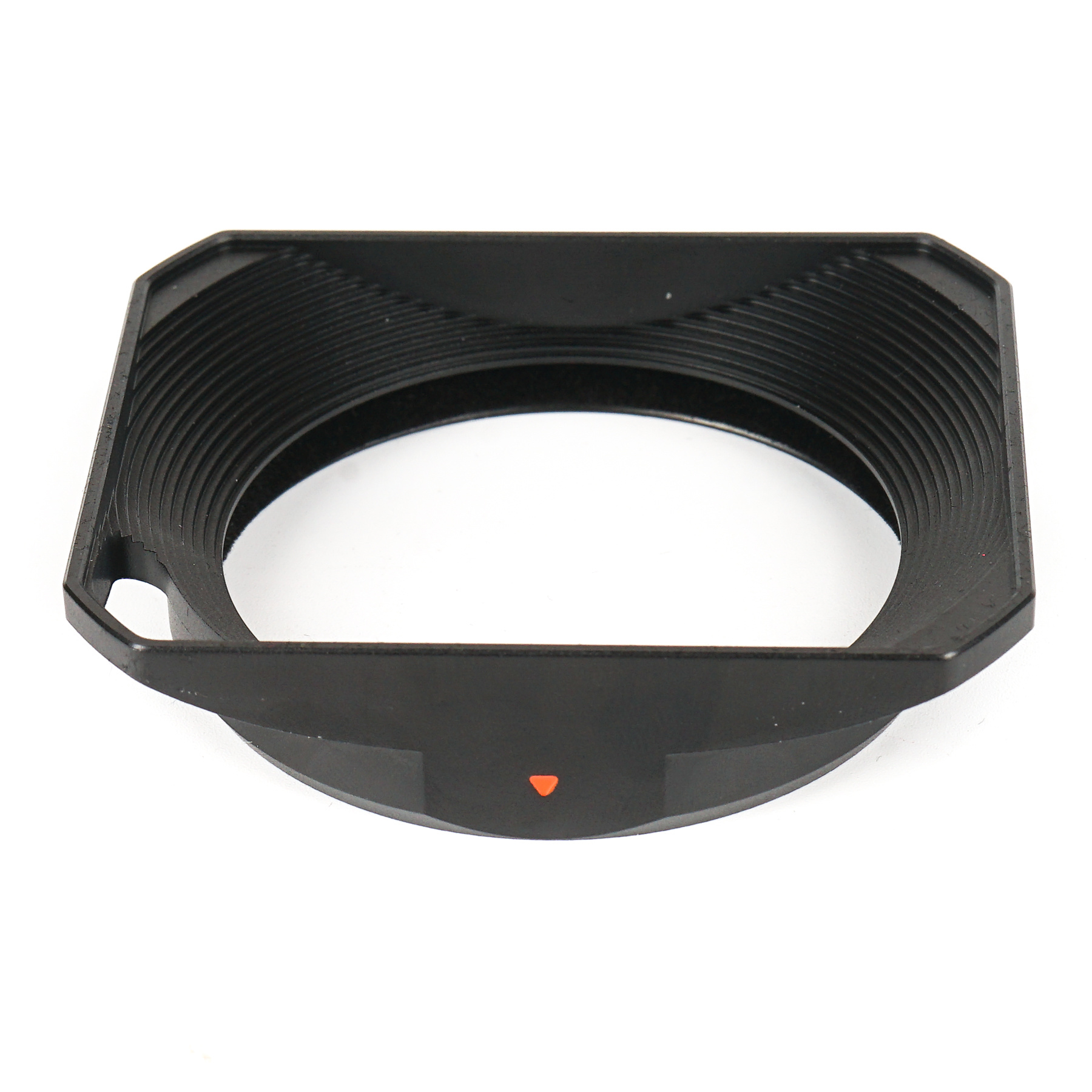 28mm lens hood