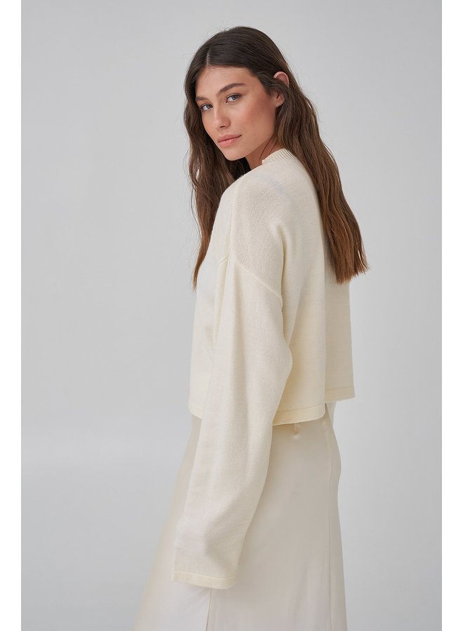 LIGHT KNIT DROPPED SHOULDER ECRU