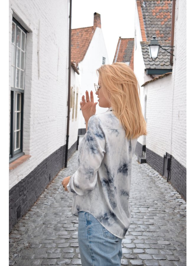 SATIN TIE DYE BLOUSE - BLUE