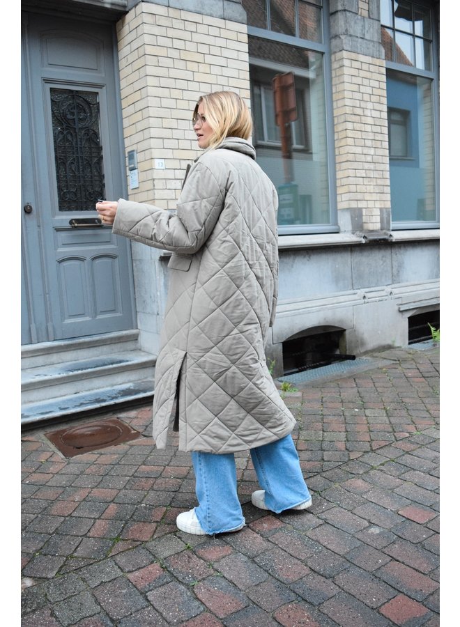 QUILTED COAT