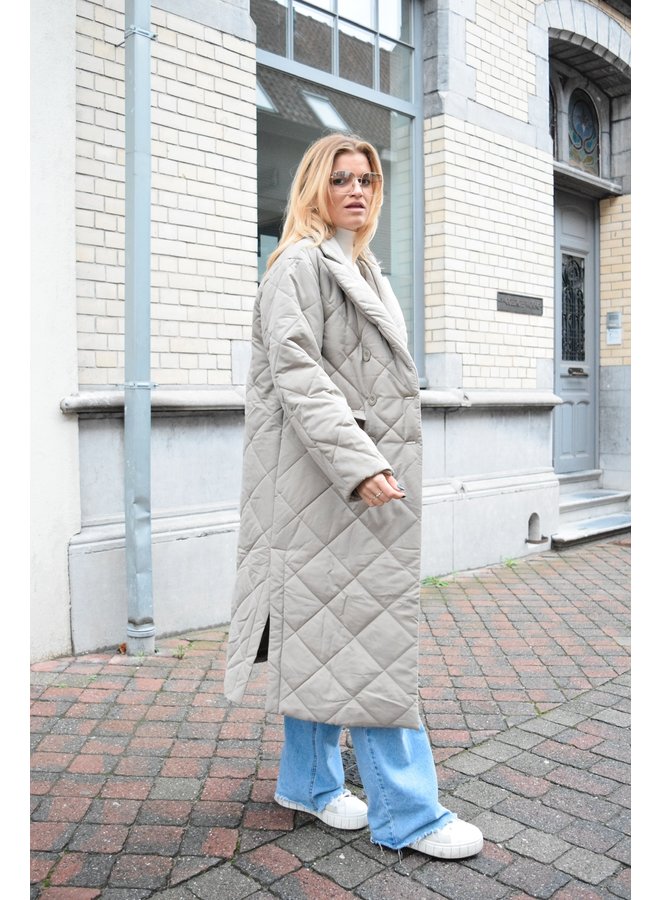 QUILTED COAT