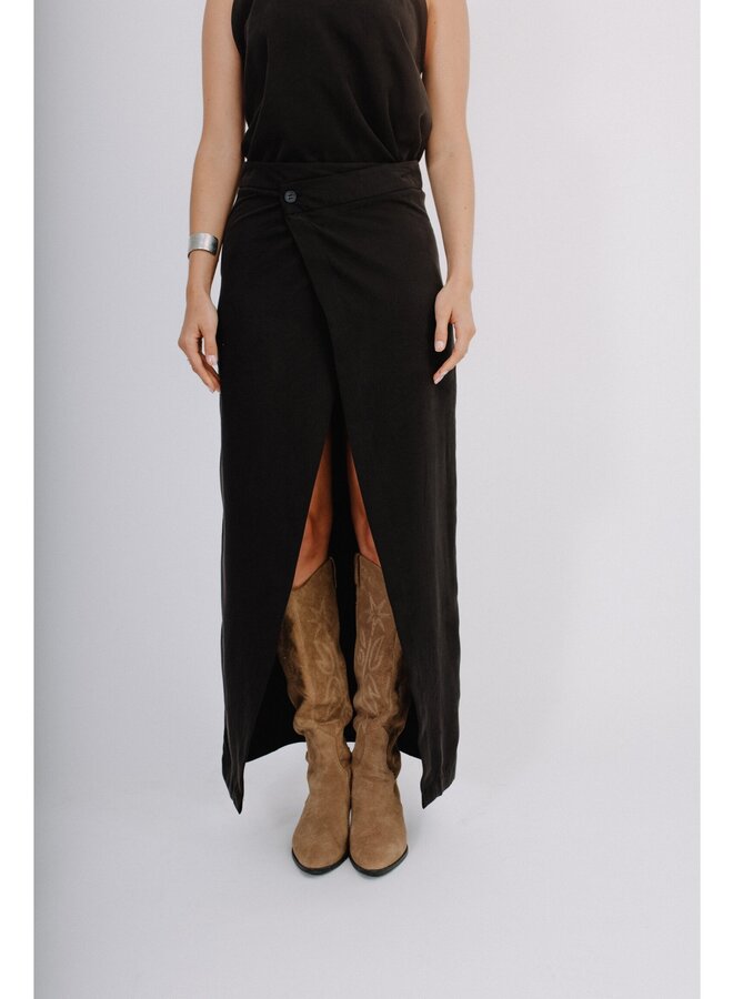 LIPA MAXI SKIRT BLACK