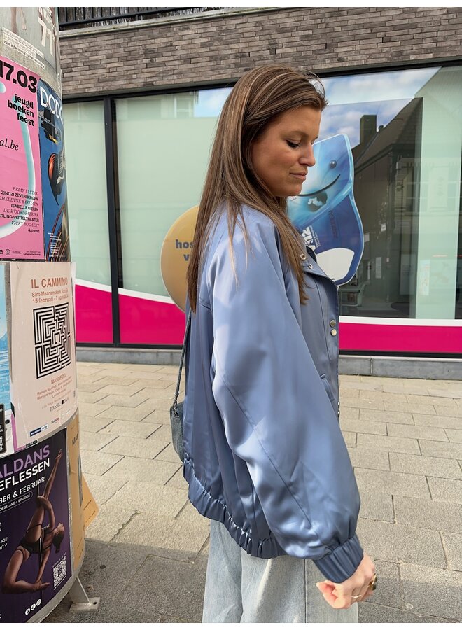 YASGENJA BOMBER JACKET SATIN DUSTY BLUE