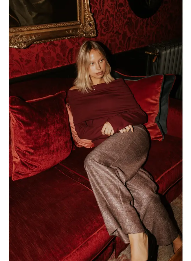 TROUSERS LOLA BURGUNDY