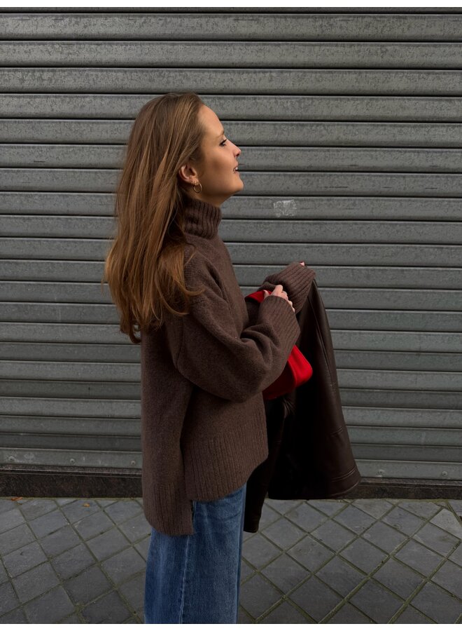 YASWARA HIGH NECK KNIT COFFEE BROWN