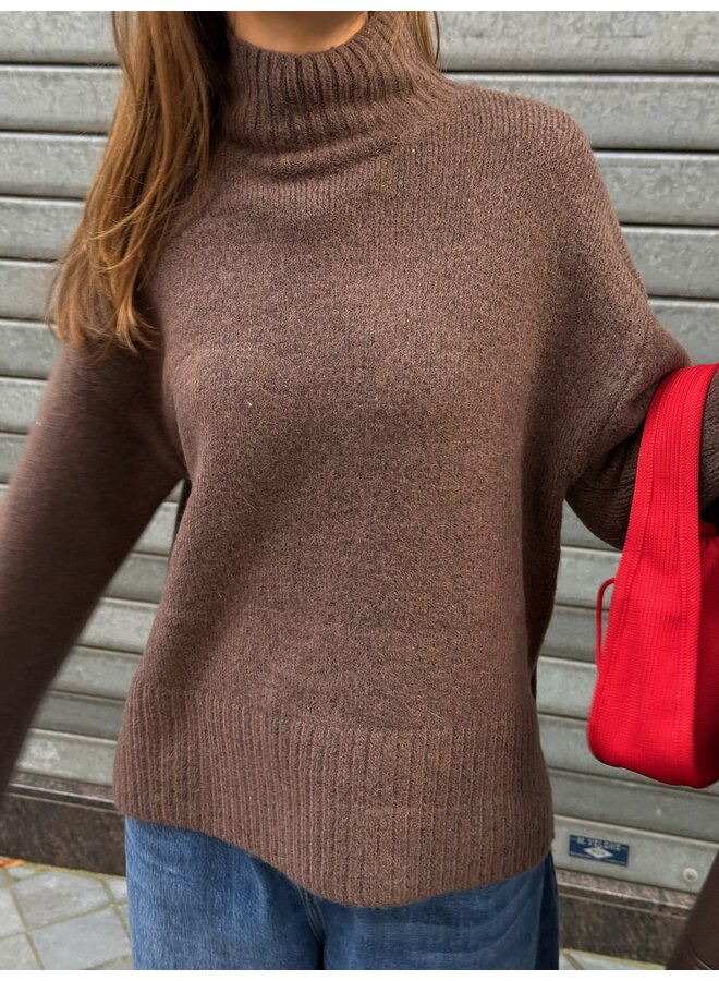 YASWARA HIGH NECK KNIT COFFEE BROWN