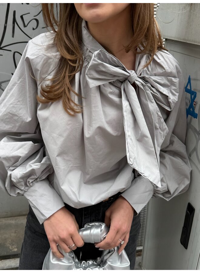 NOELLA BLOUSE GREY