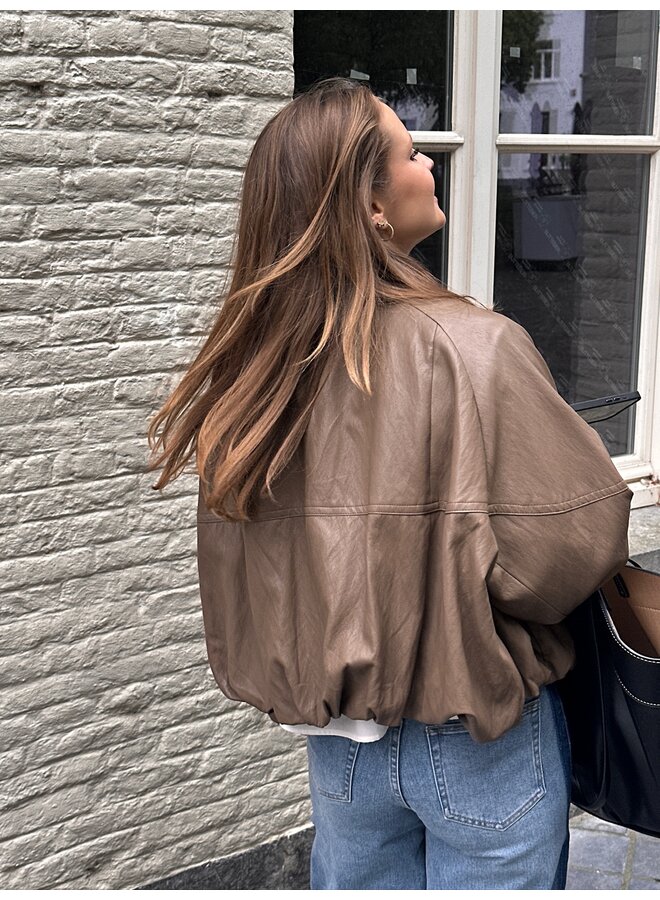 VERA FAUX LEATHER JACKET